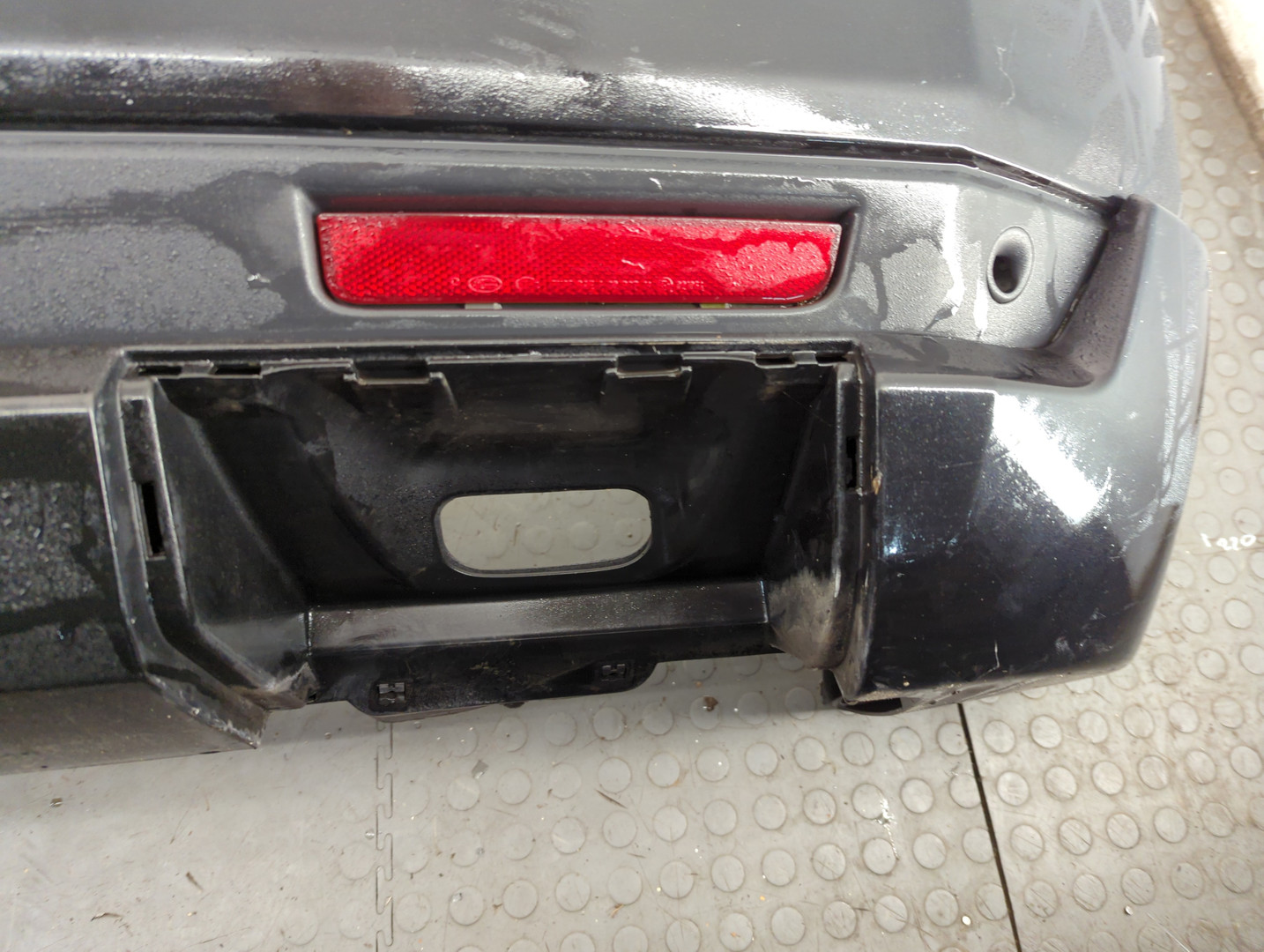 Бампер задний