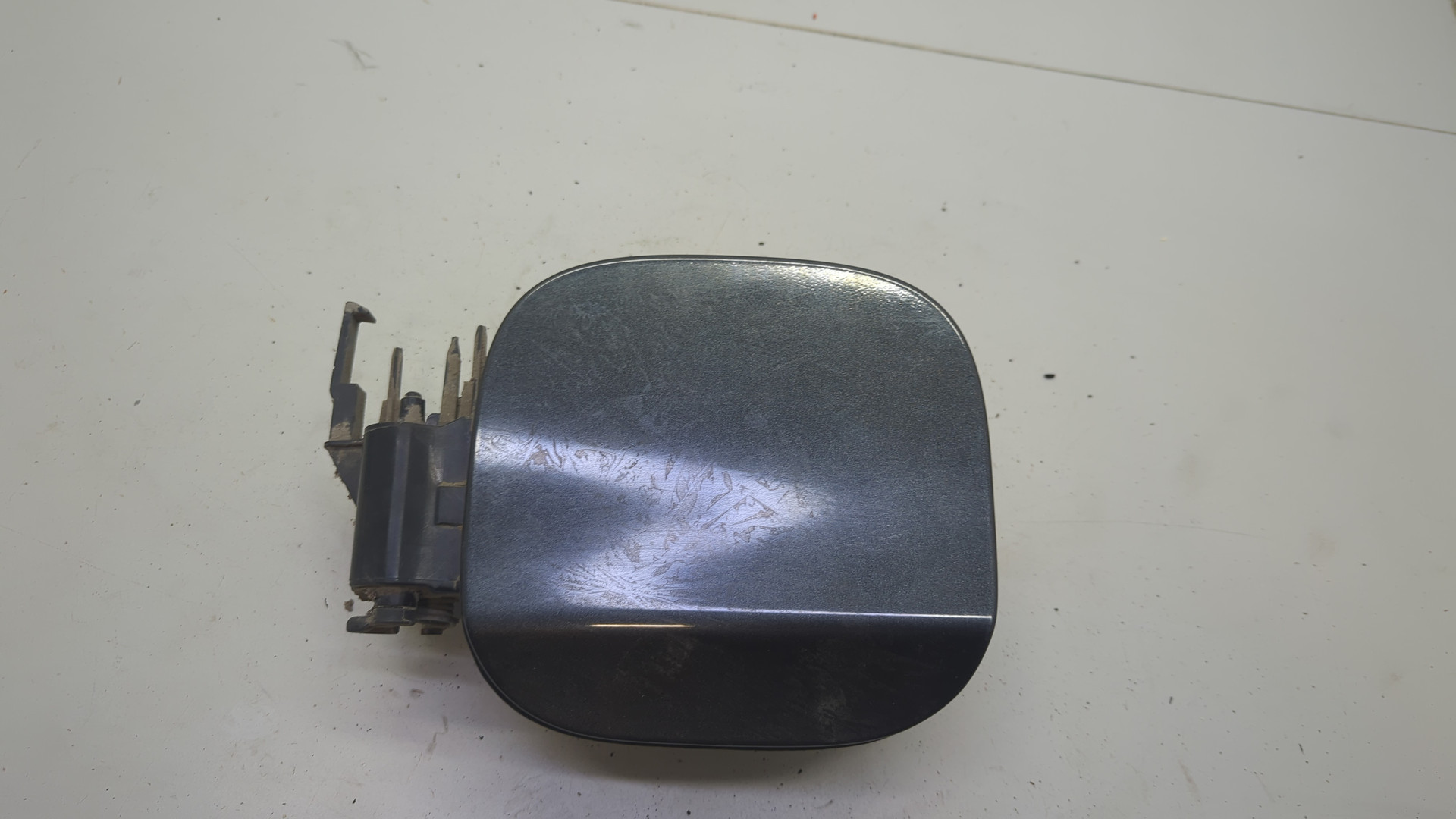 Лючок бензобака