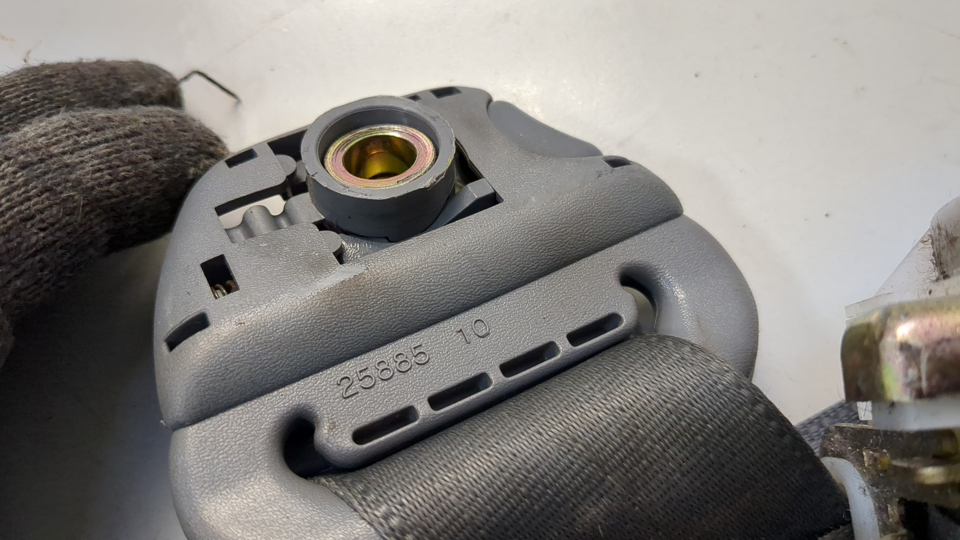 Ремень безопасности