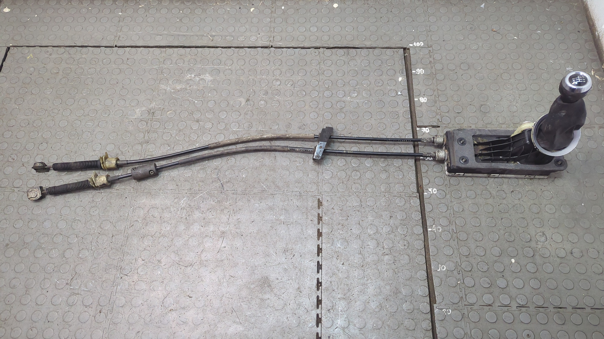 Кулиса МКПП / АКПП