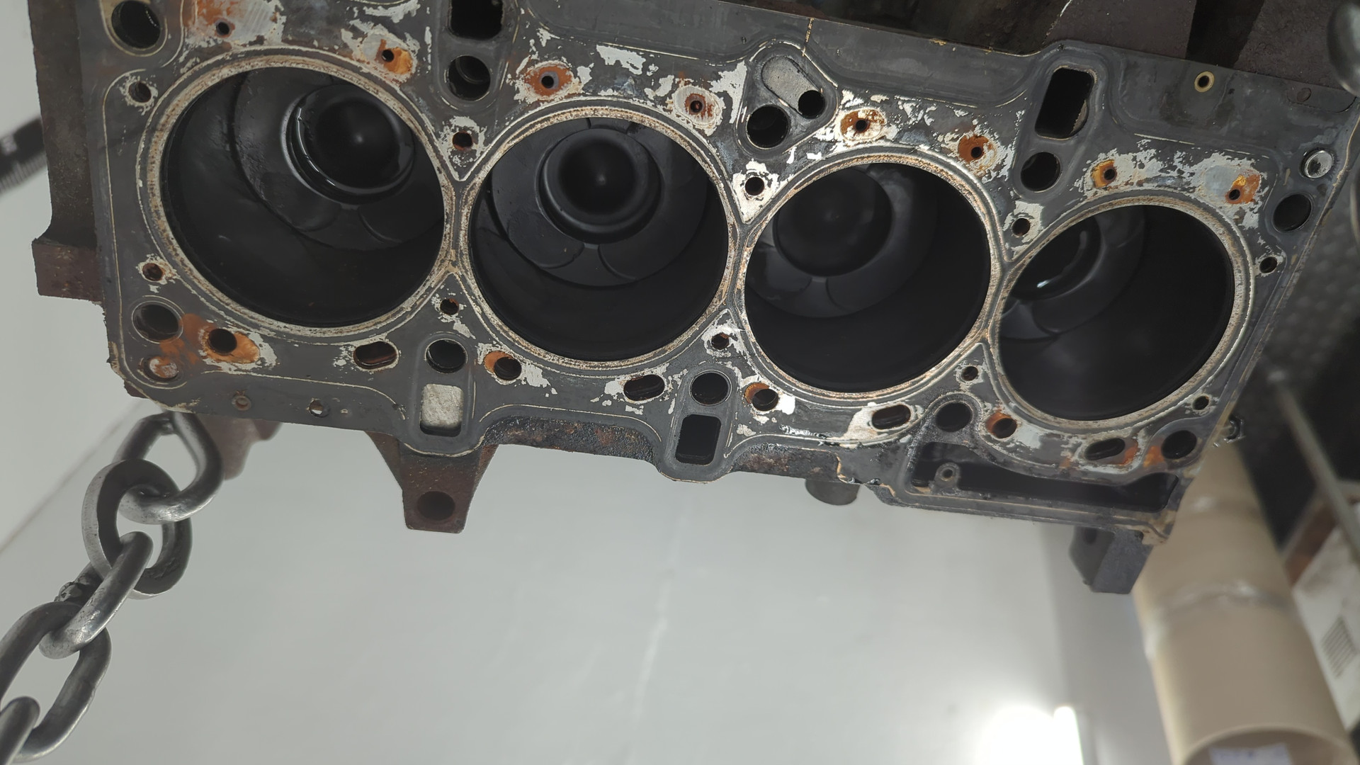 Блок двигателя