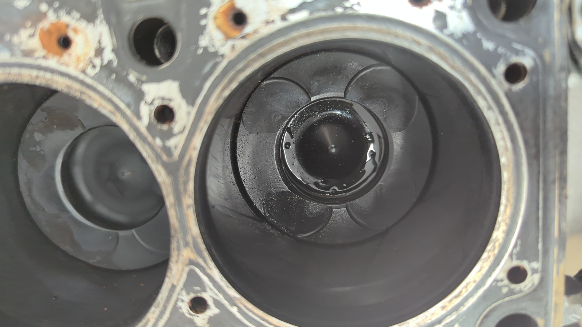 Блок двигателя