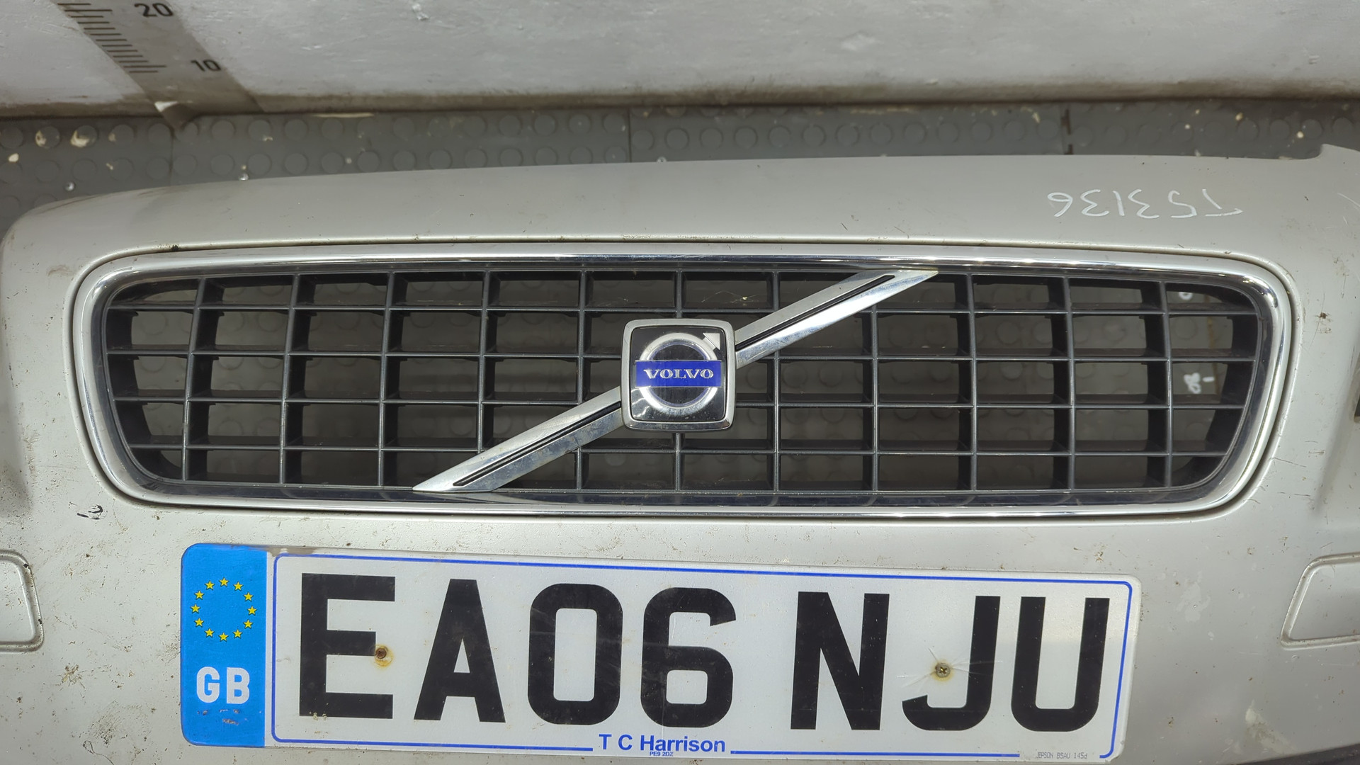 Бампер передний