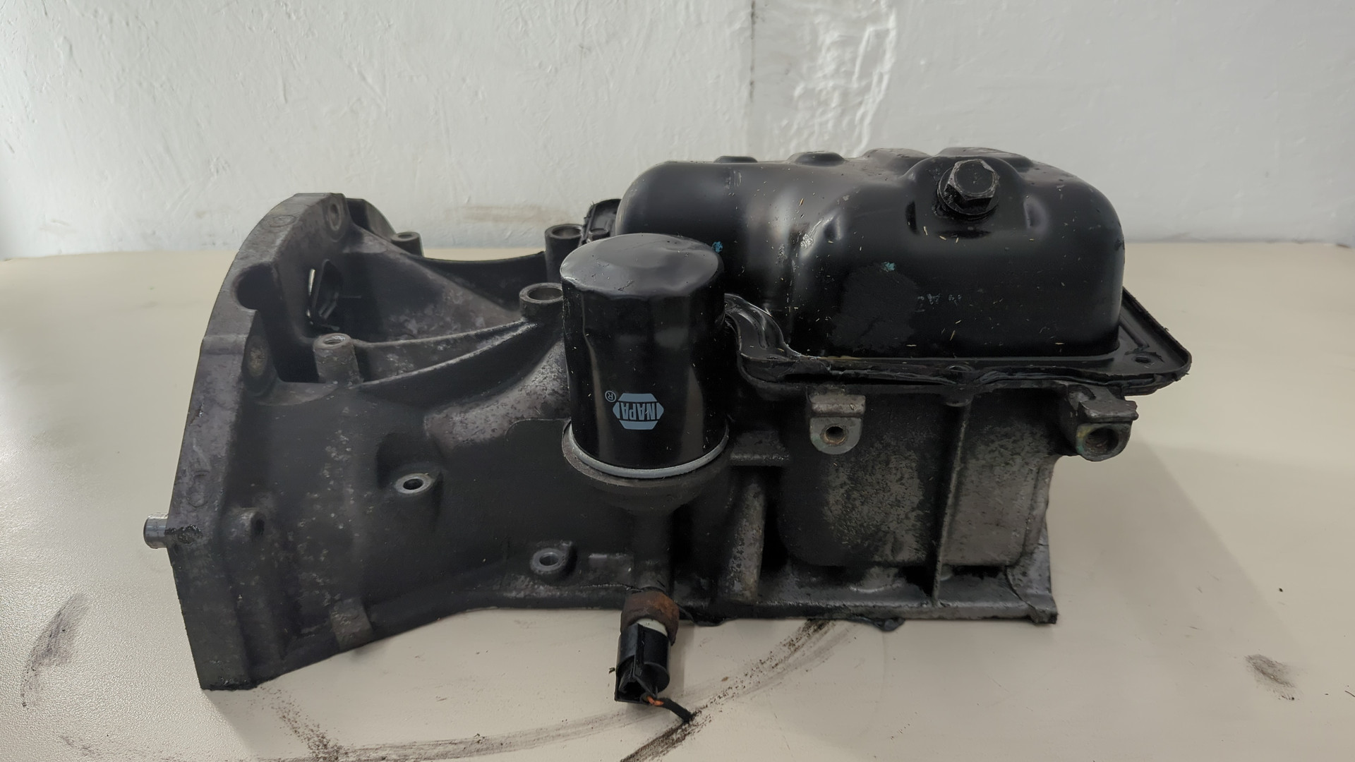 Поддон масляный двигателя (картер)