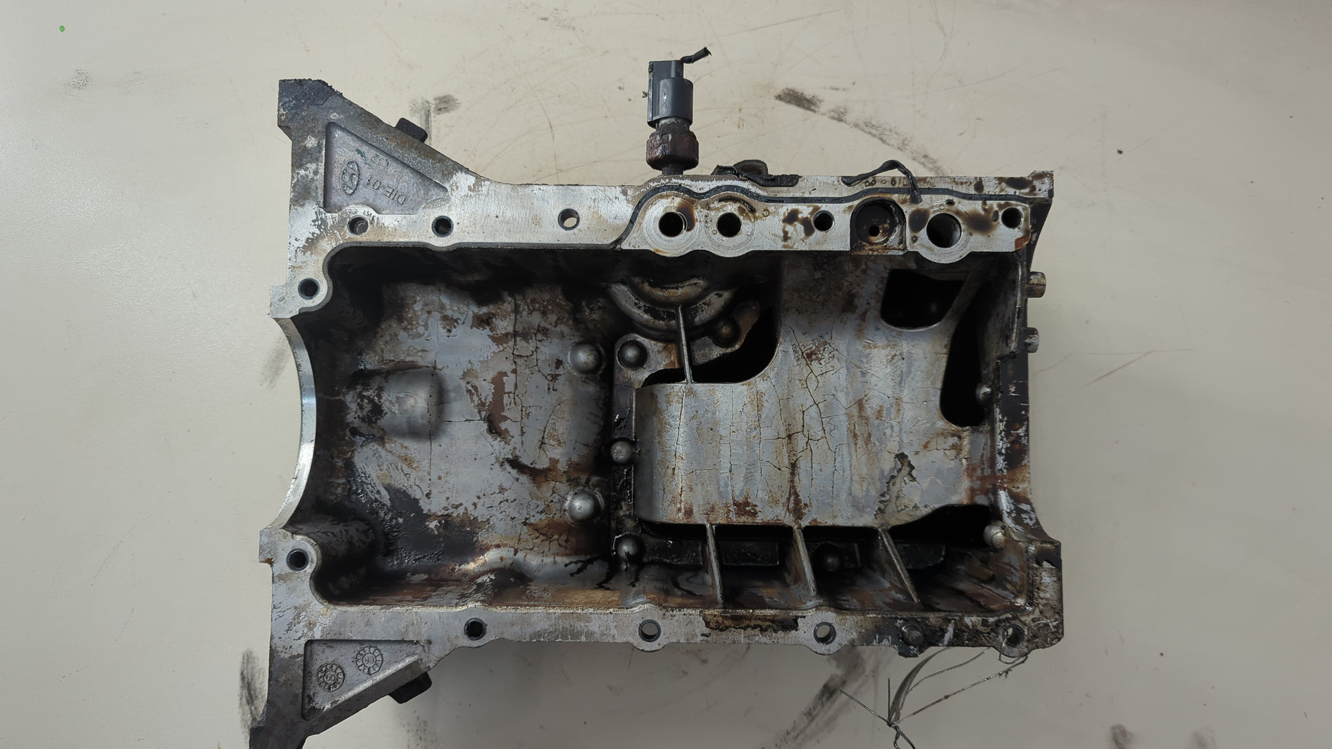 Поддон масляный двигателя (картер)