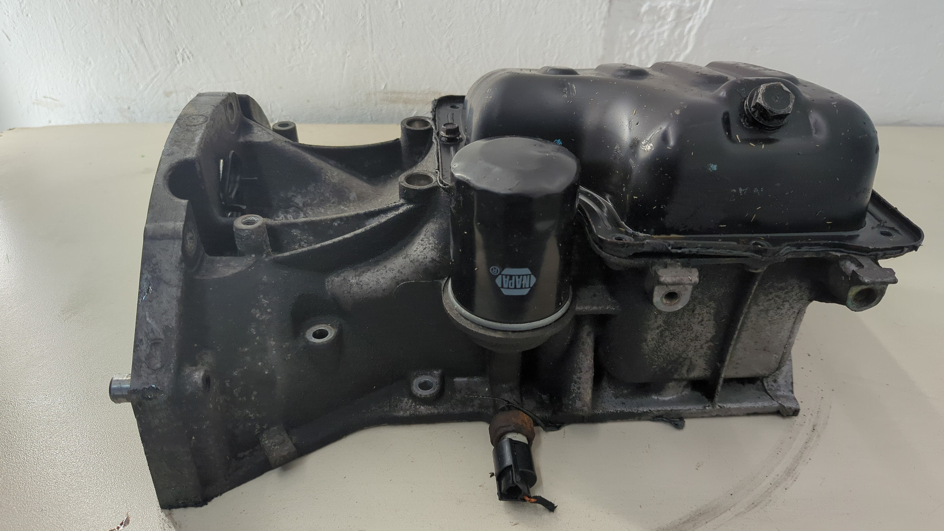 Поддон масляный двигателя (картер)