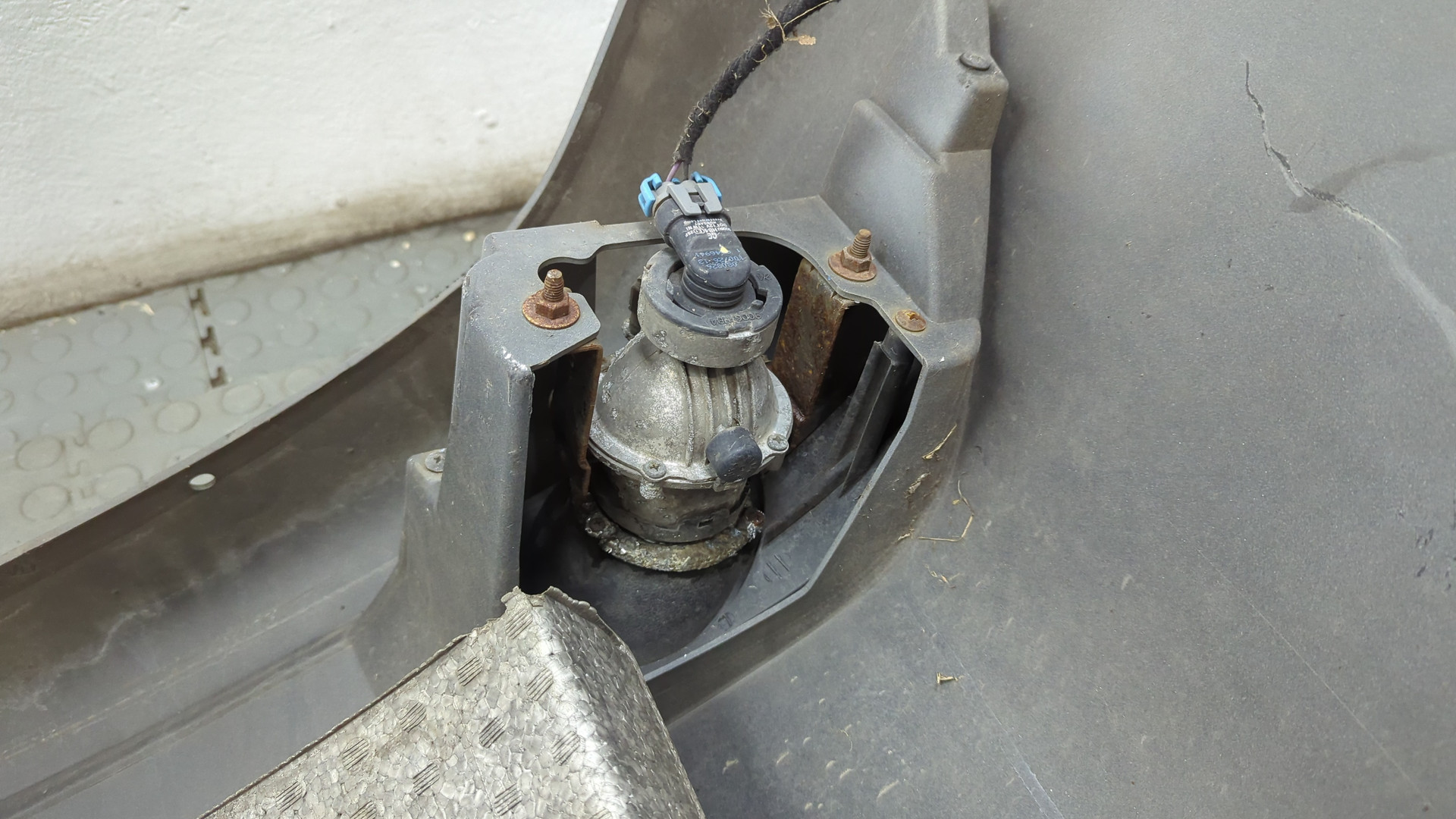 Бампер передний