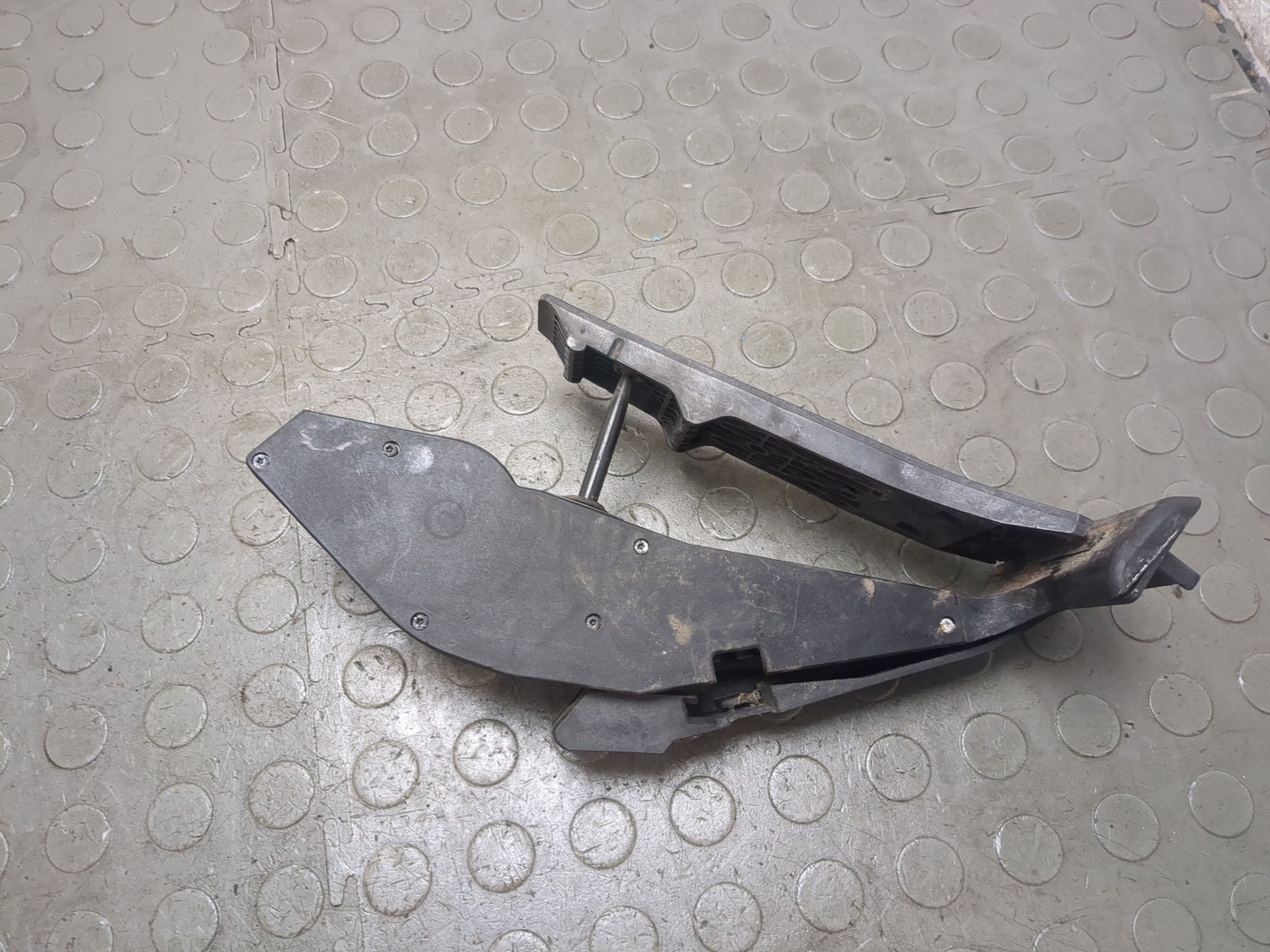 Педаль газа