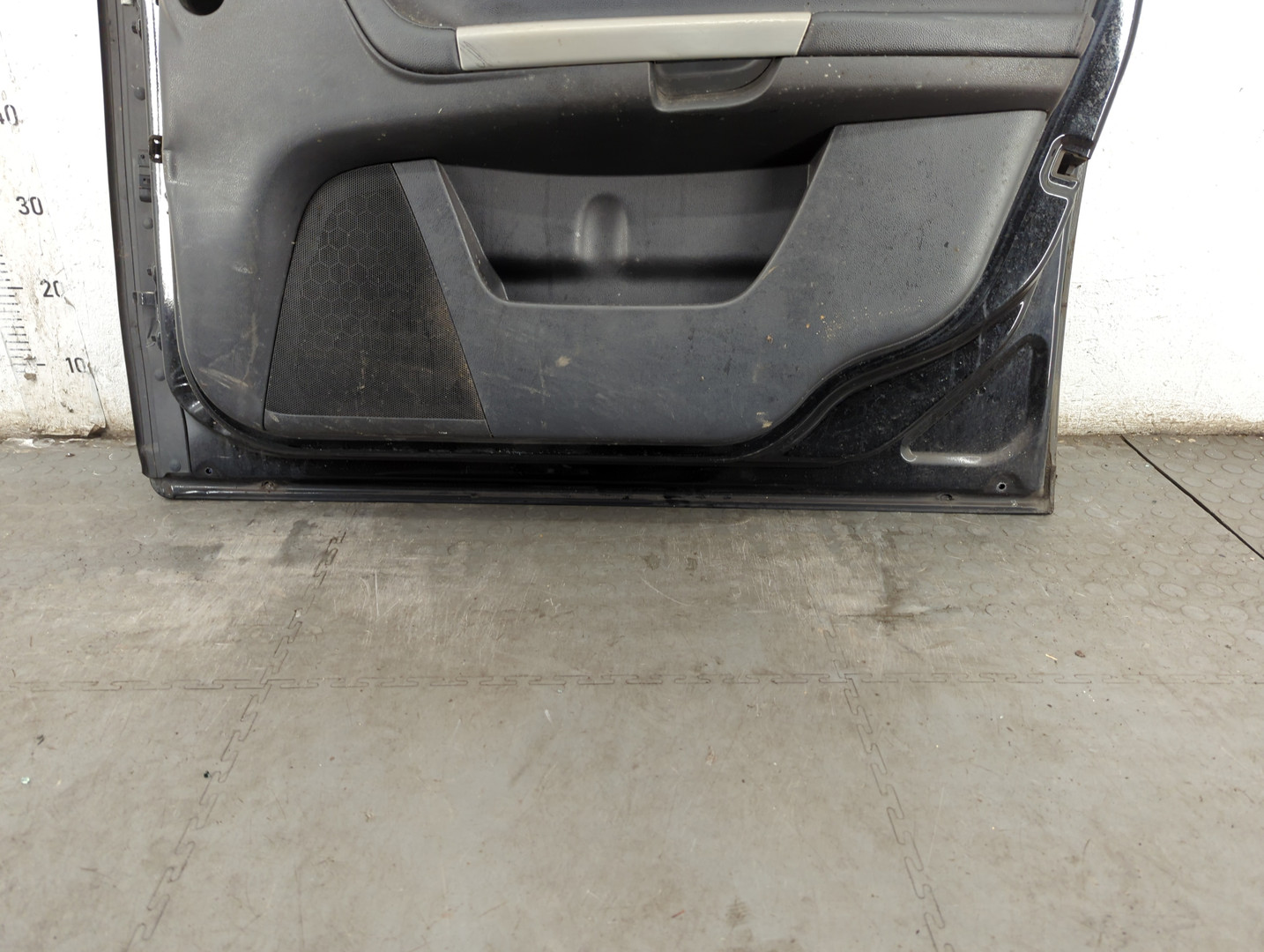 Дверь передняя правая