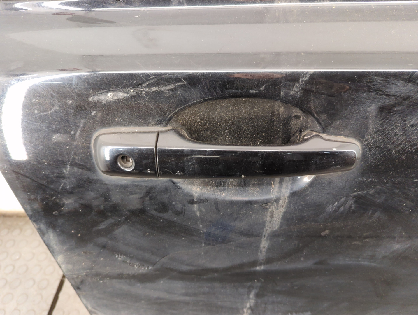 Дверь передняя правая