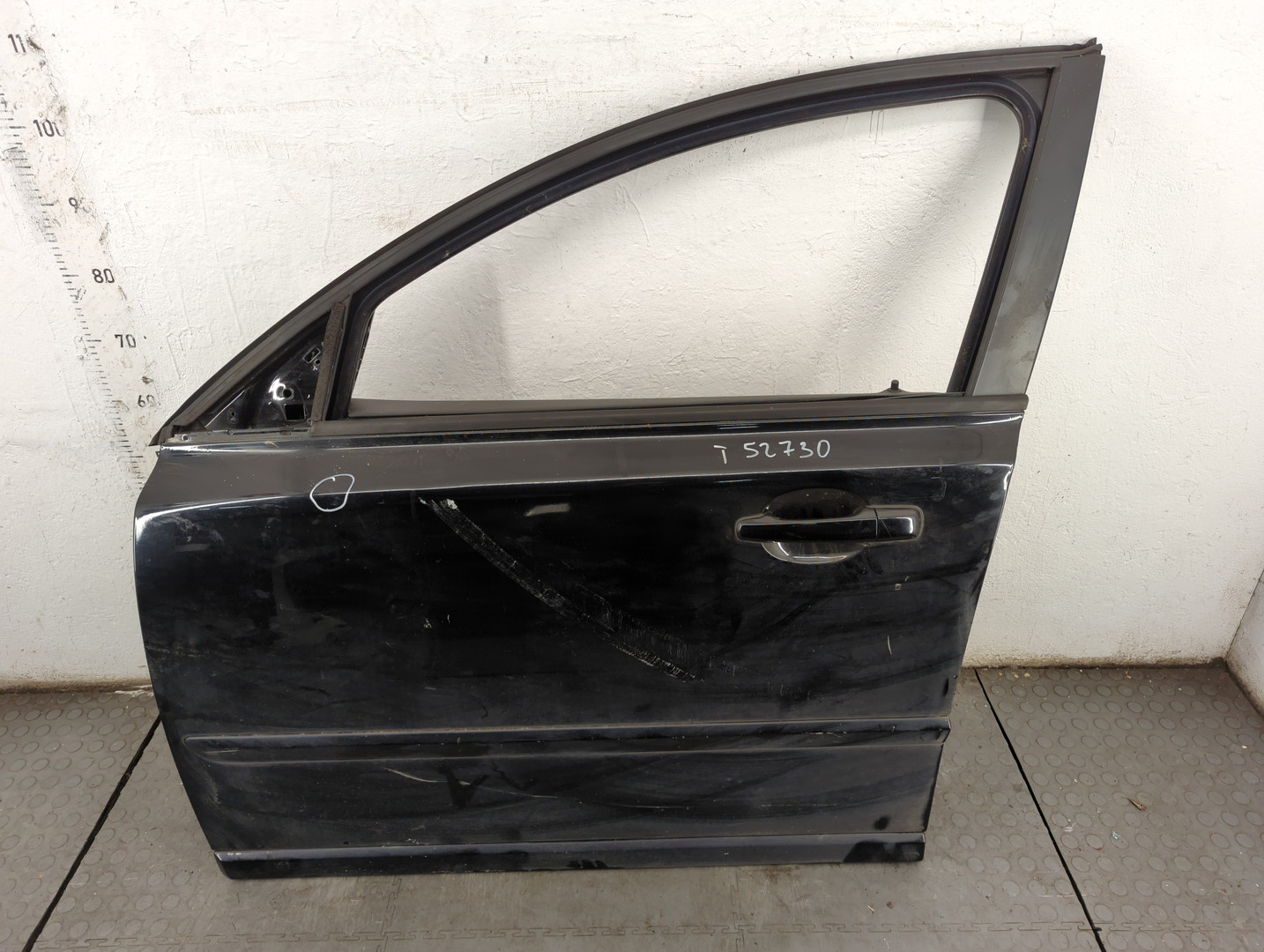 Дверь передняя левая