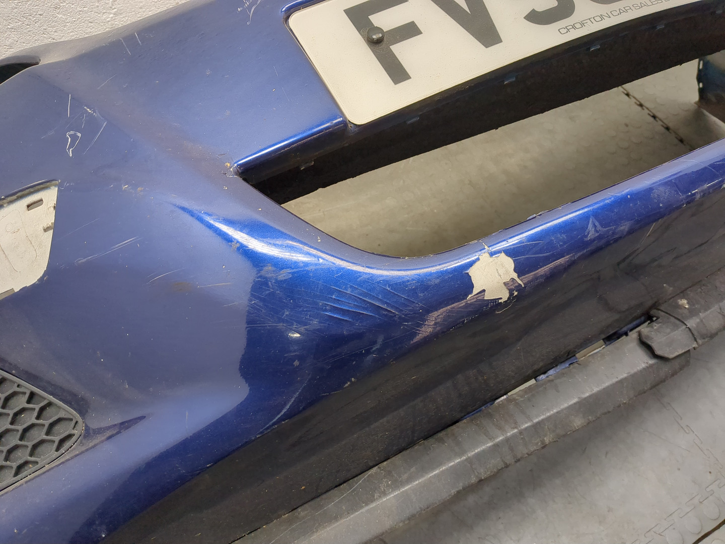 Бампер передний