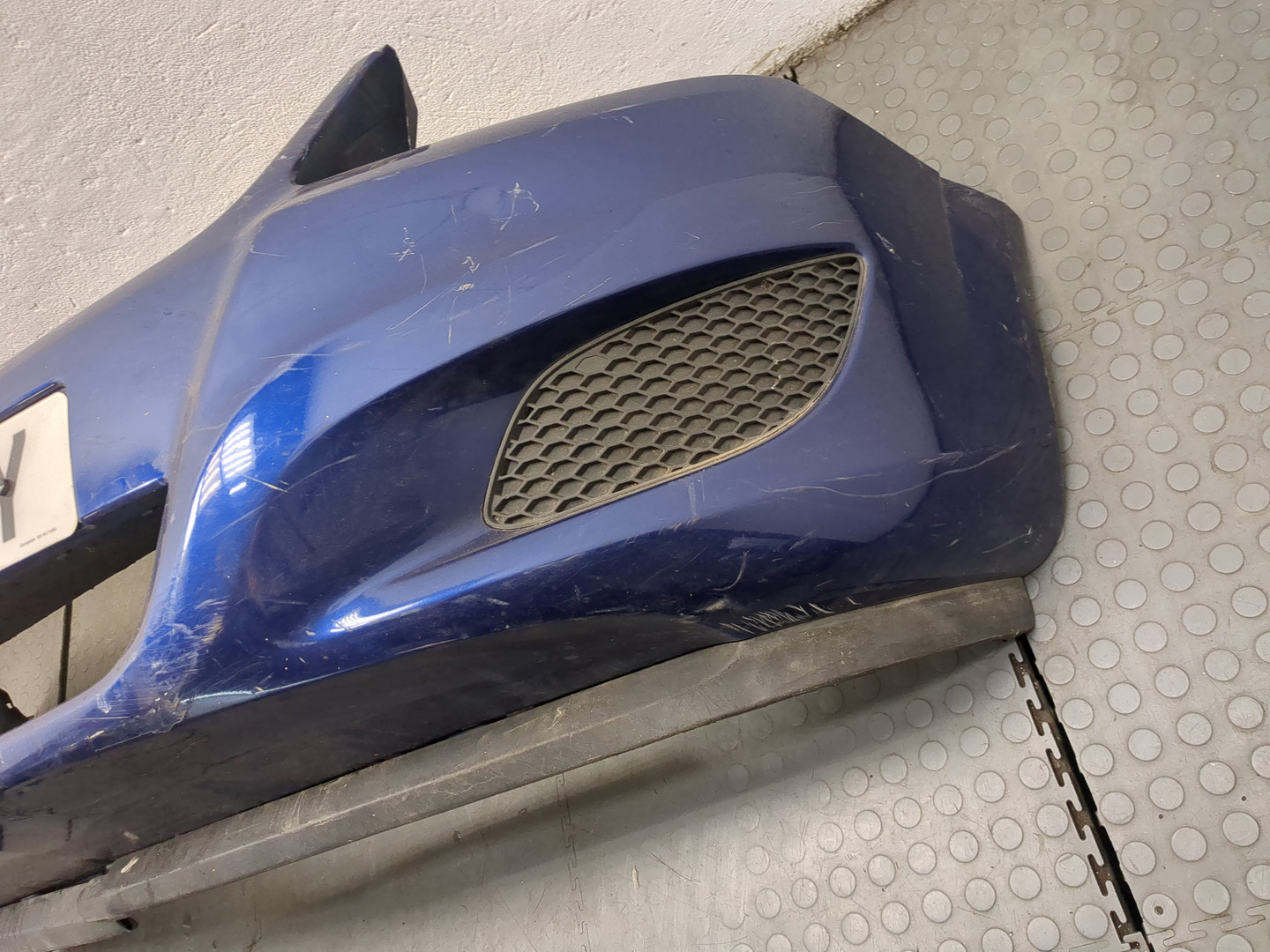 Бампер передний