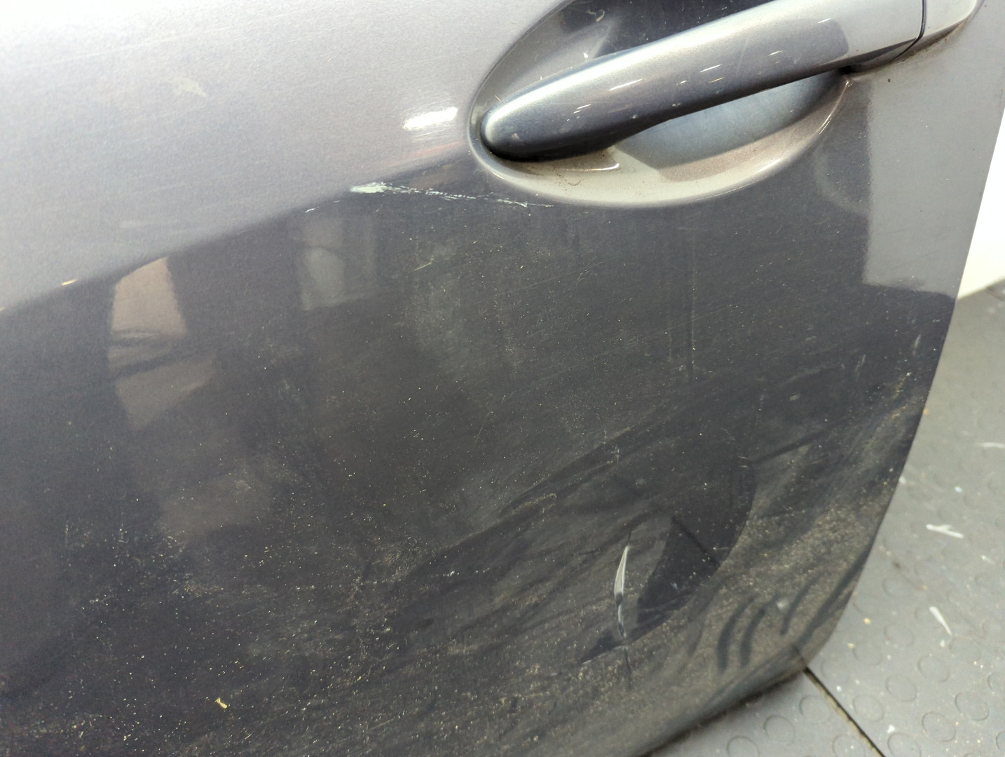 Дверь передняя левая