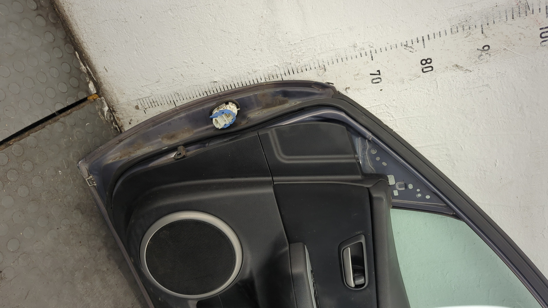 Дверь передняя правая