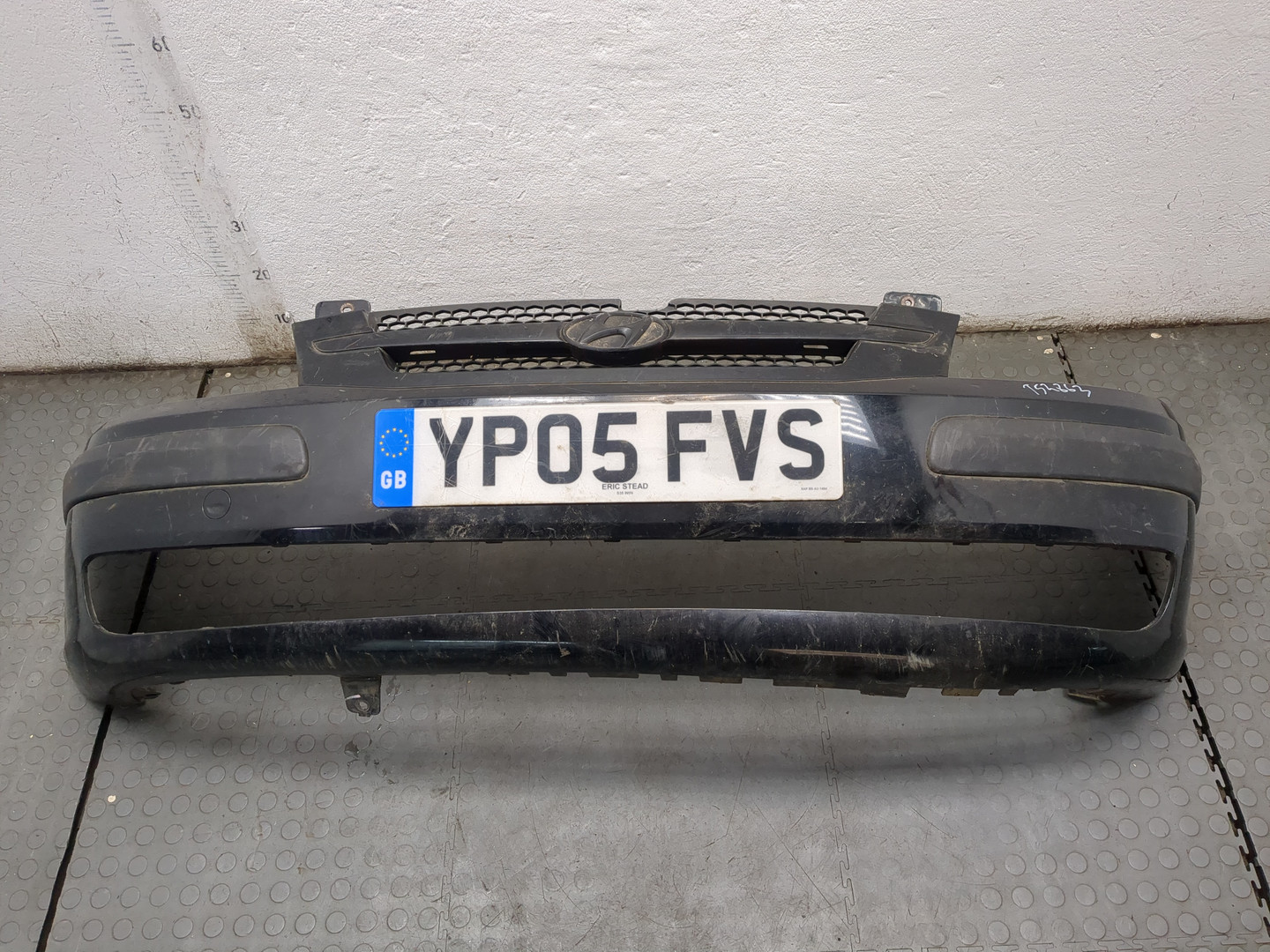 Бампер передний