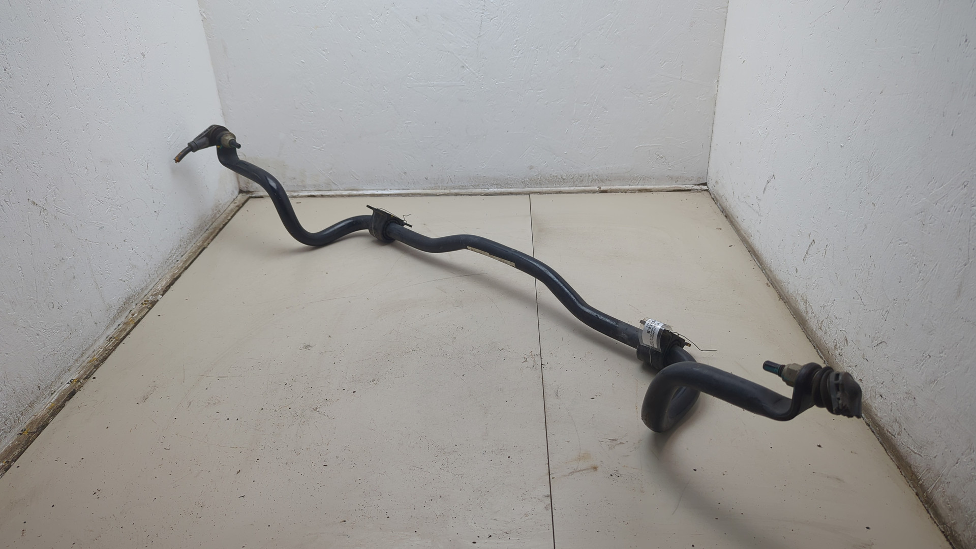 Стабилизатор передний