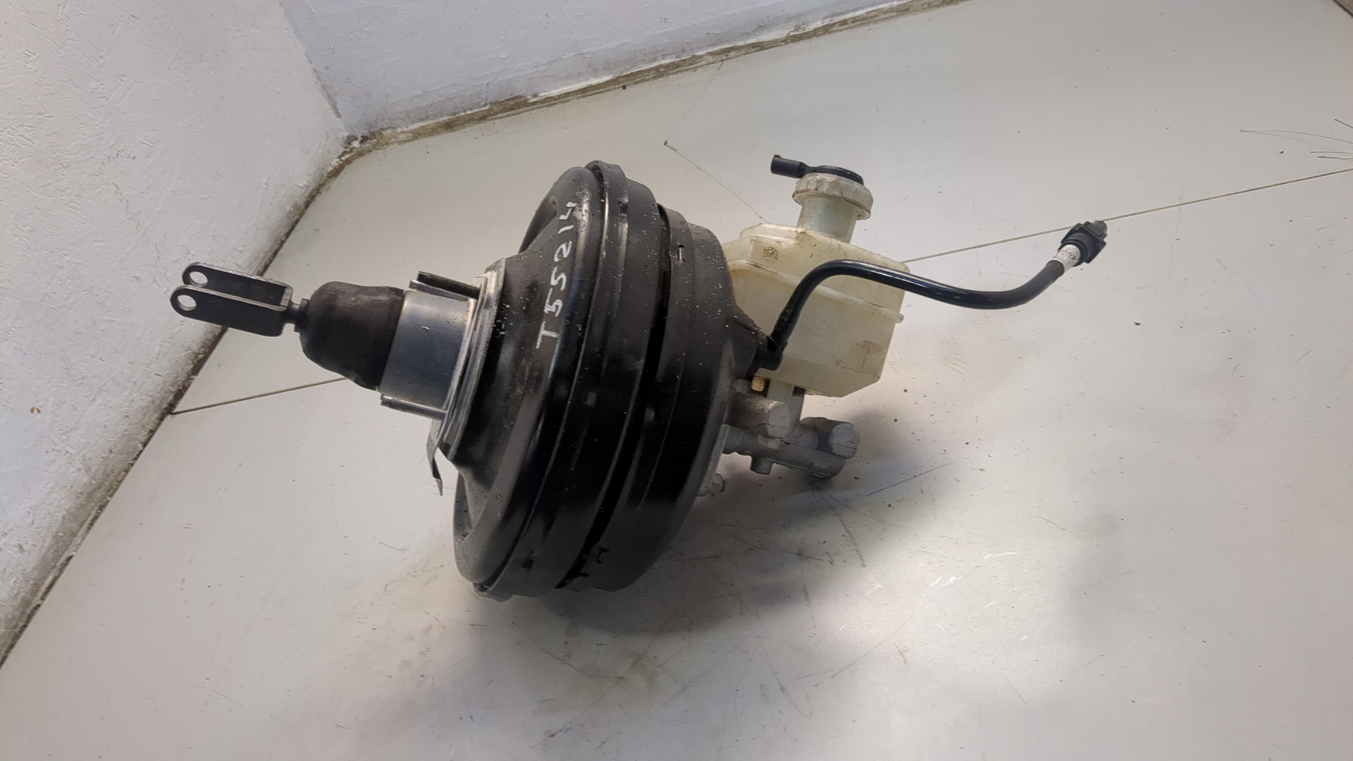 Цилиндр тормозной главный