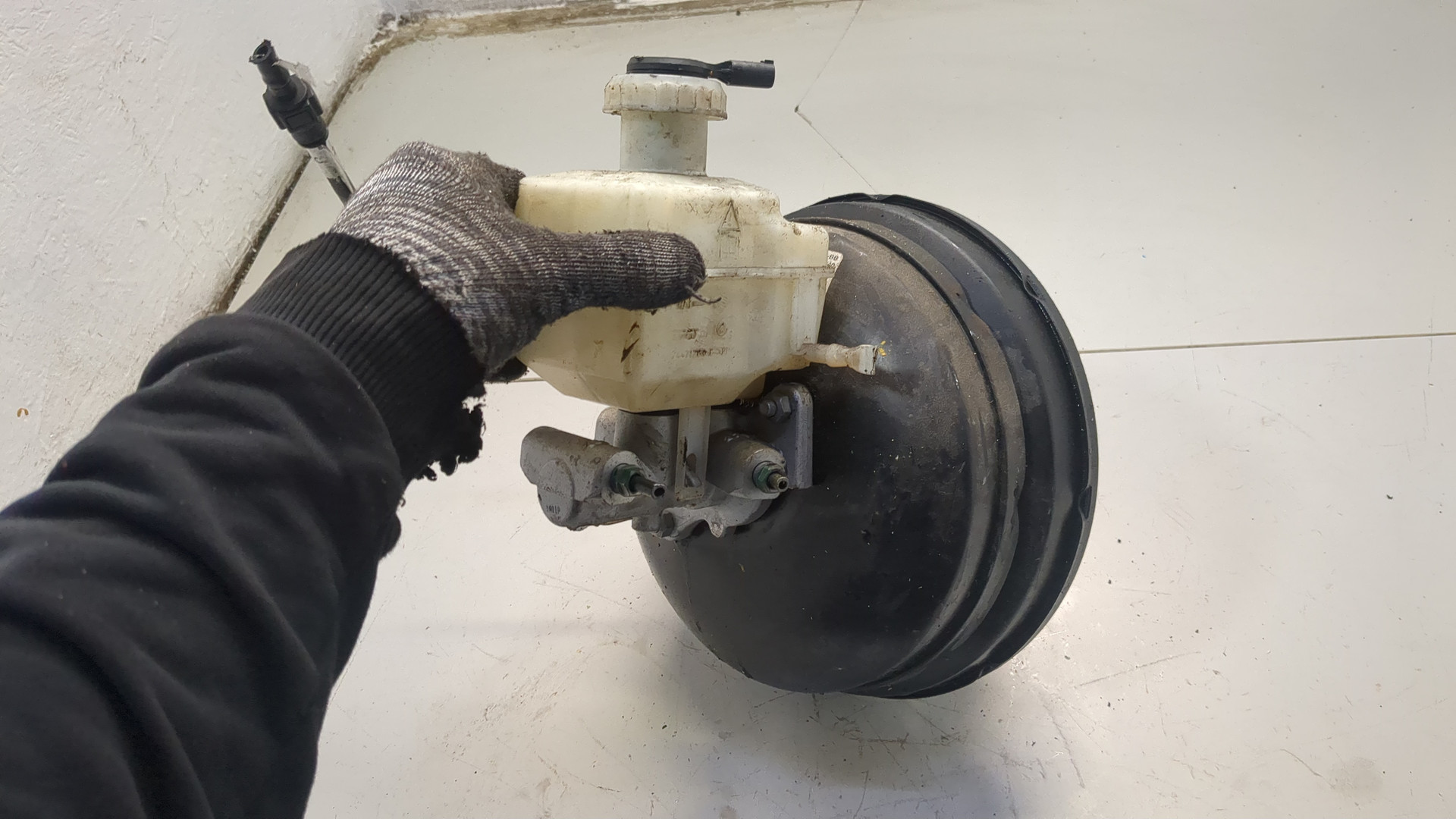 Цилиндр тормозной главный