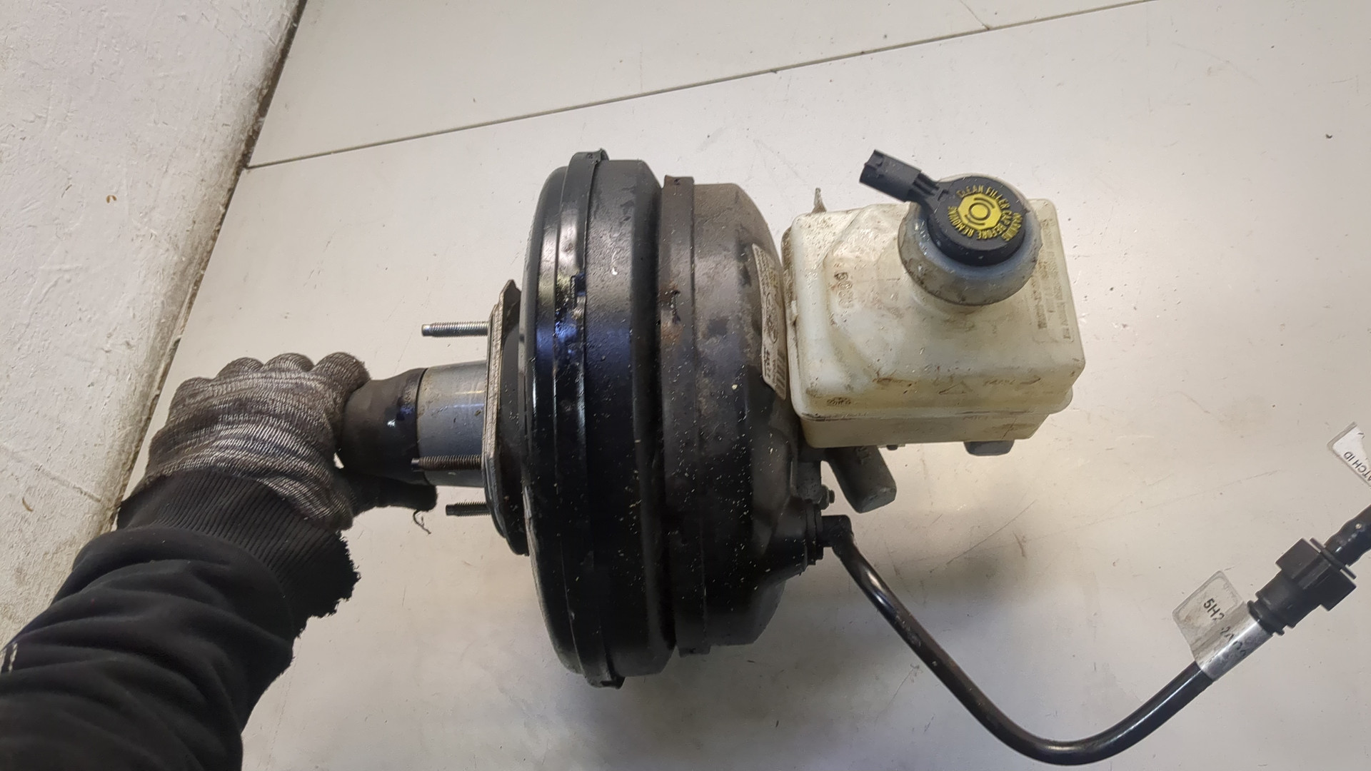 Цилиндр тормозной главный