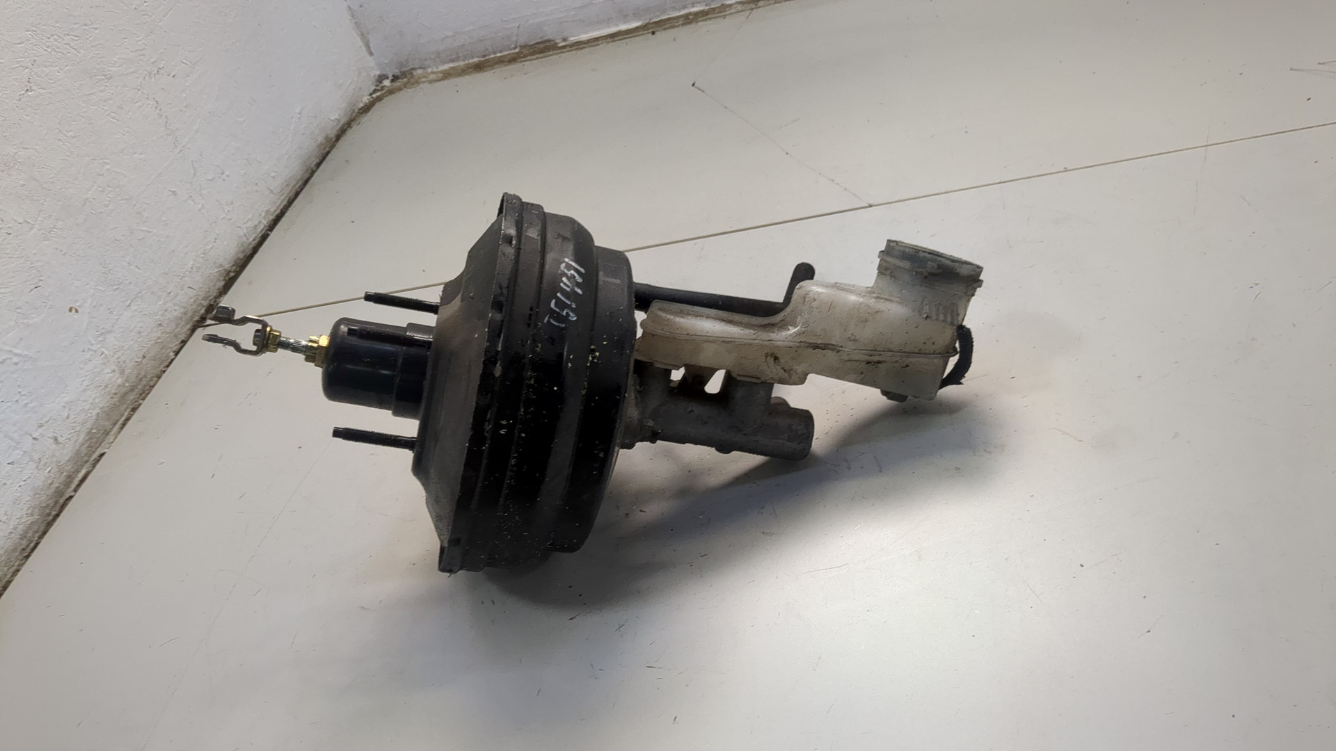 Цилиндр тормозной главный