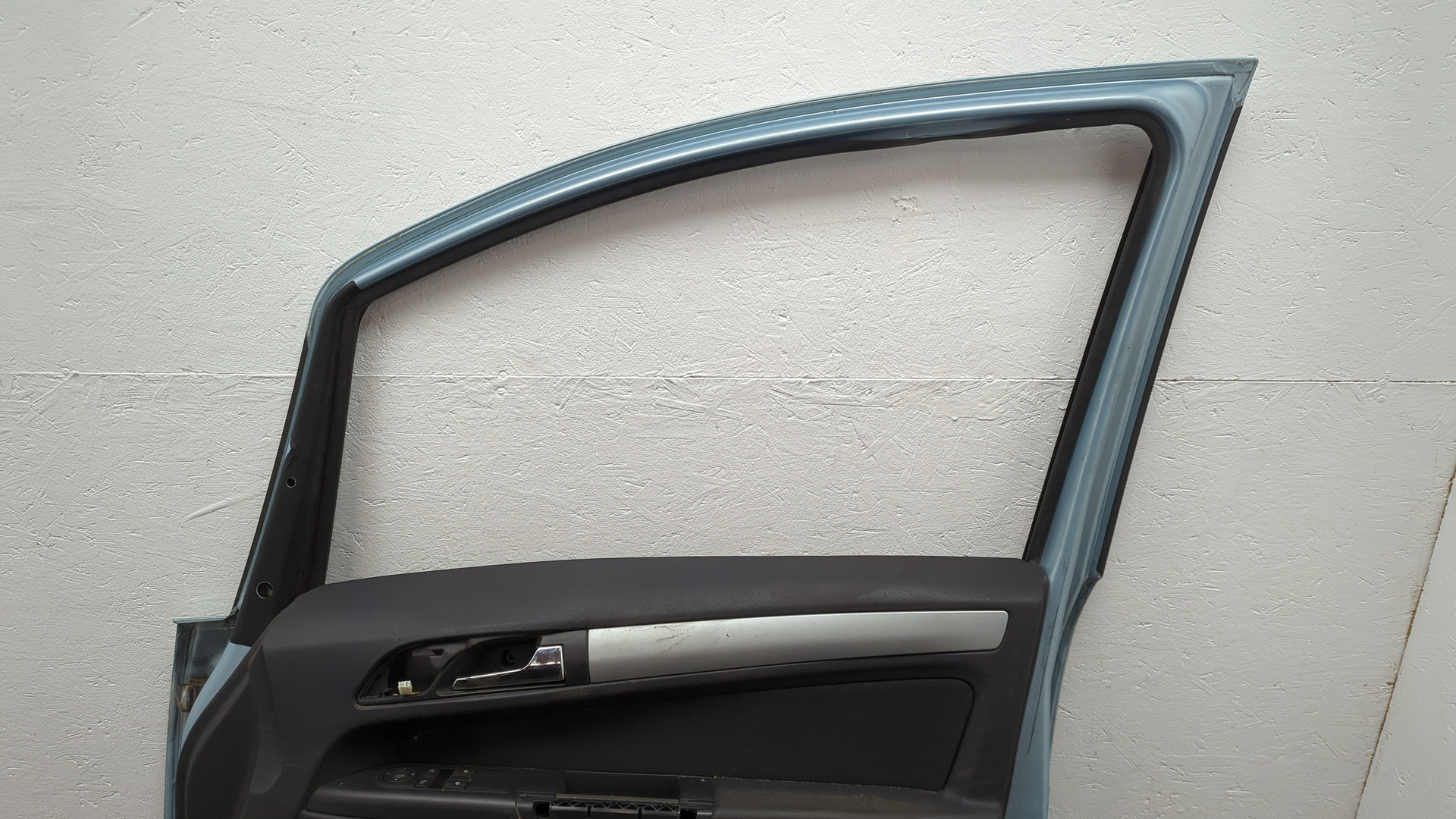 Дверь передняя правая