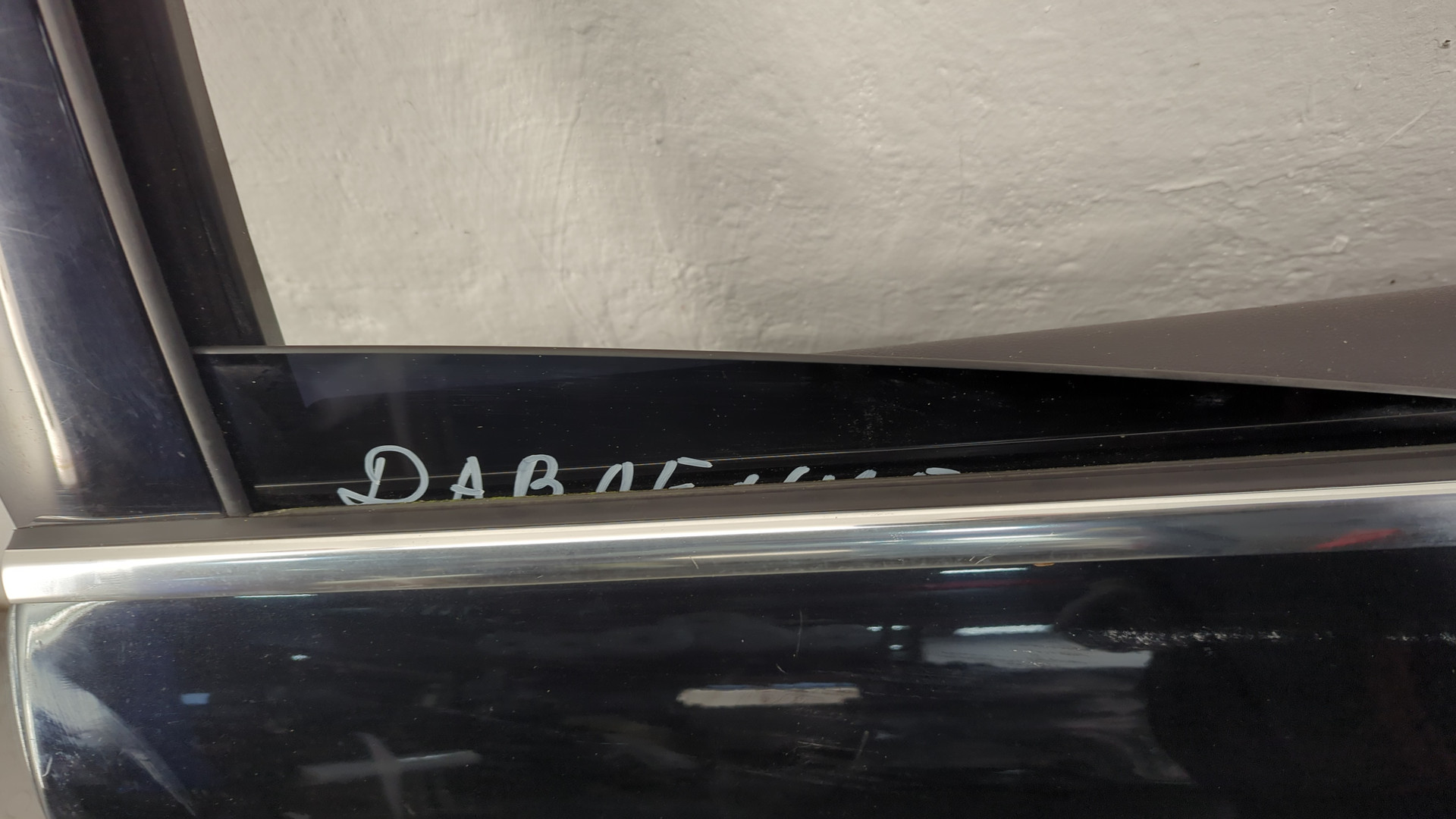 Дверь задняя левая