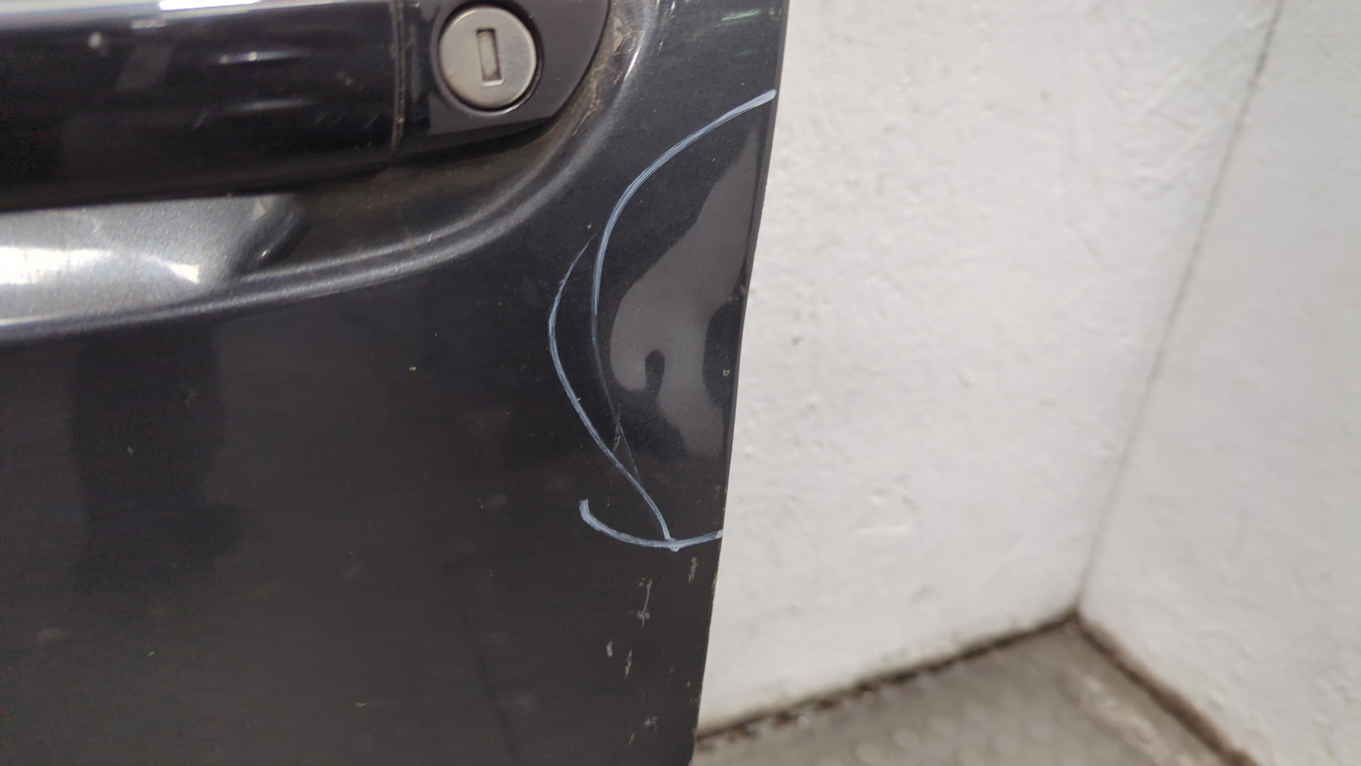 Дверь передняя левая