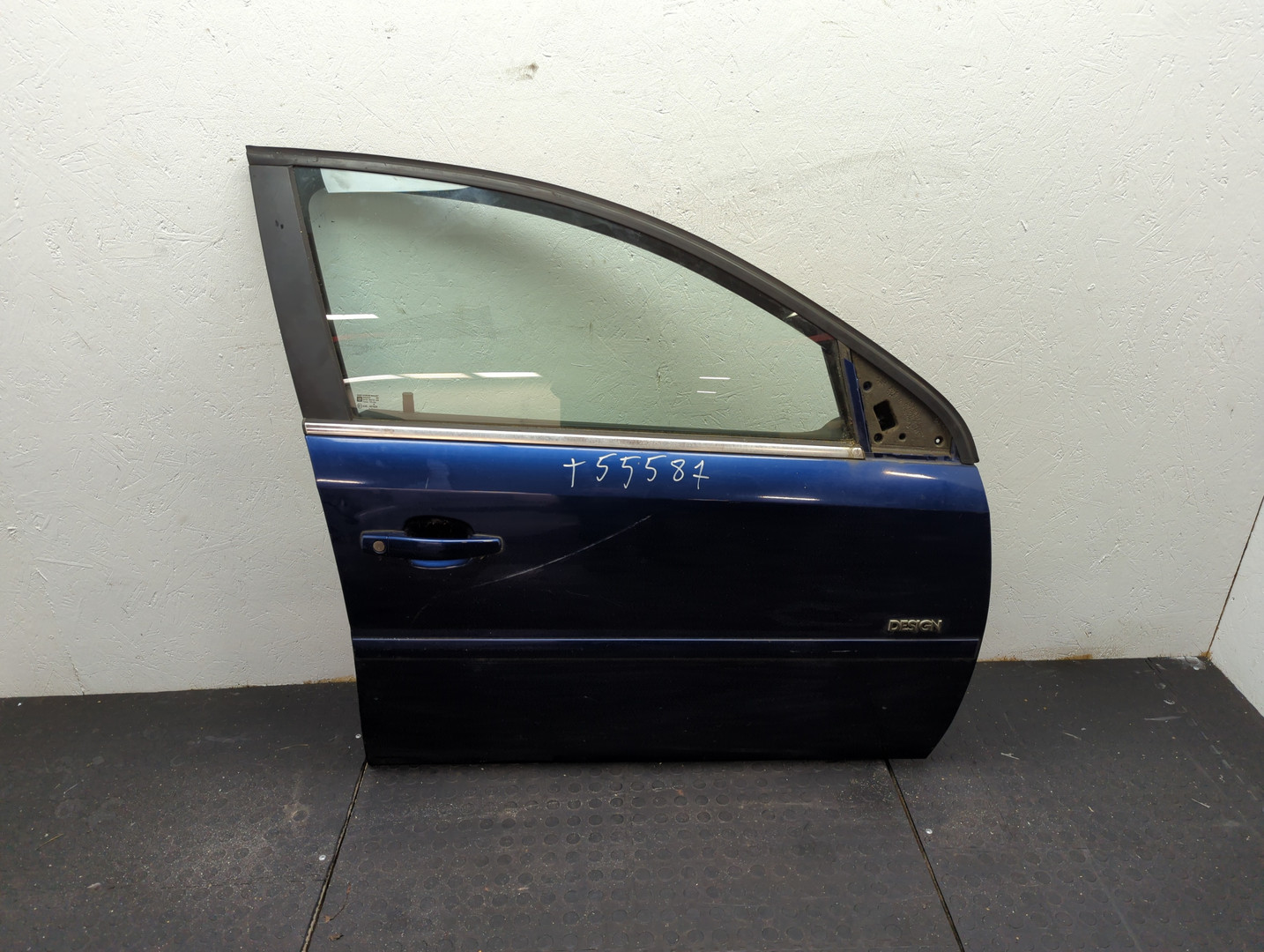 Дверь передняя правая