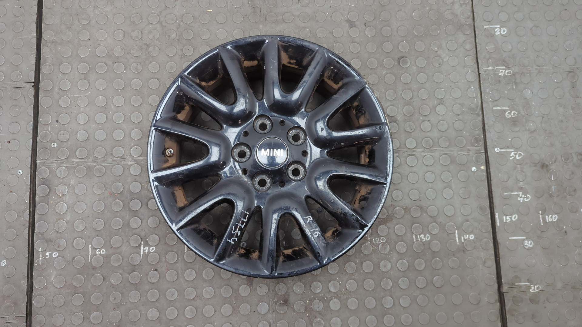 Диски колесные литые легкий сплав 4 шт