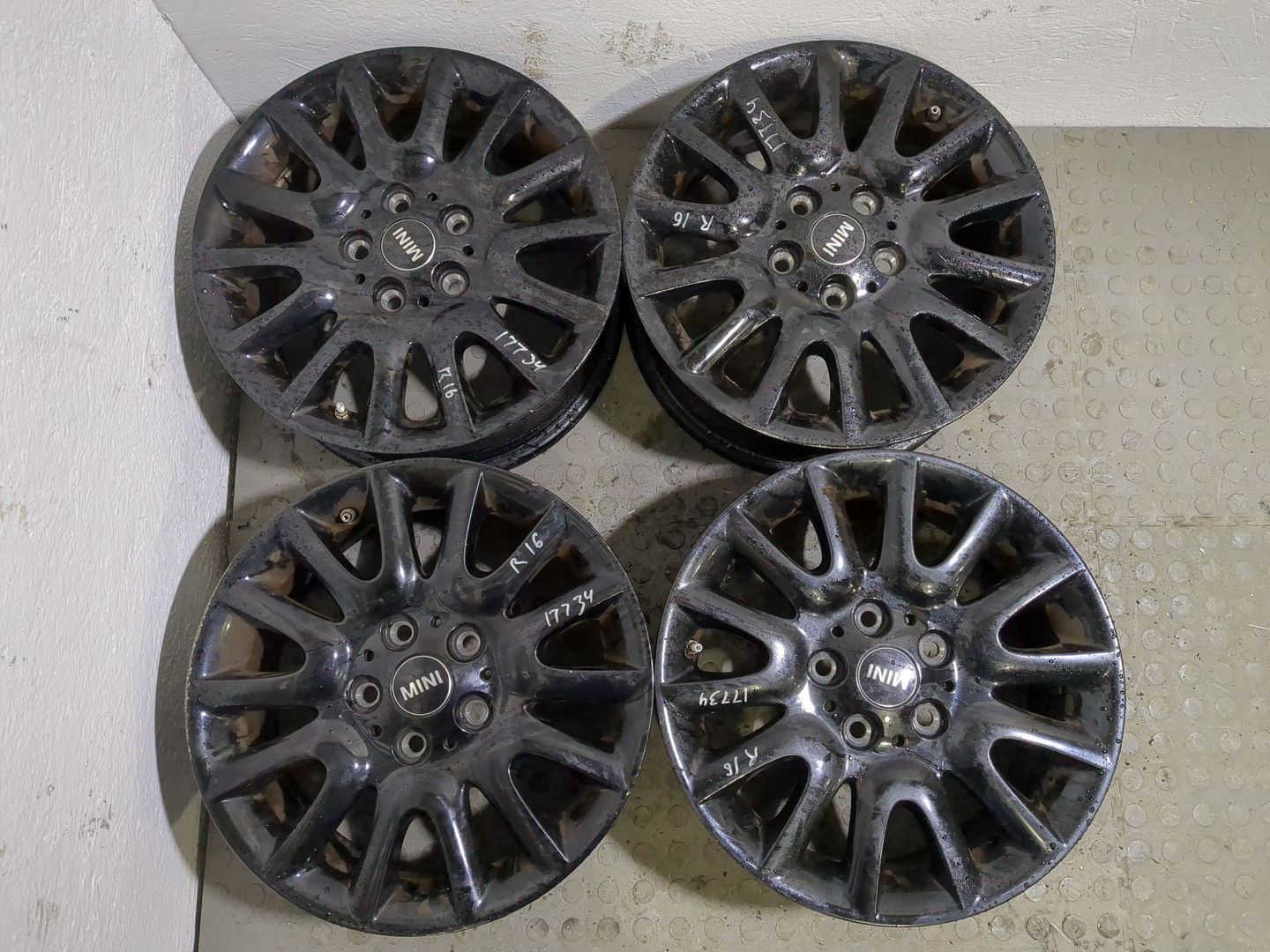 Диски колесные литые легкий сплав 4 шт