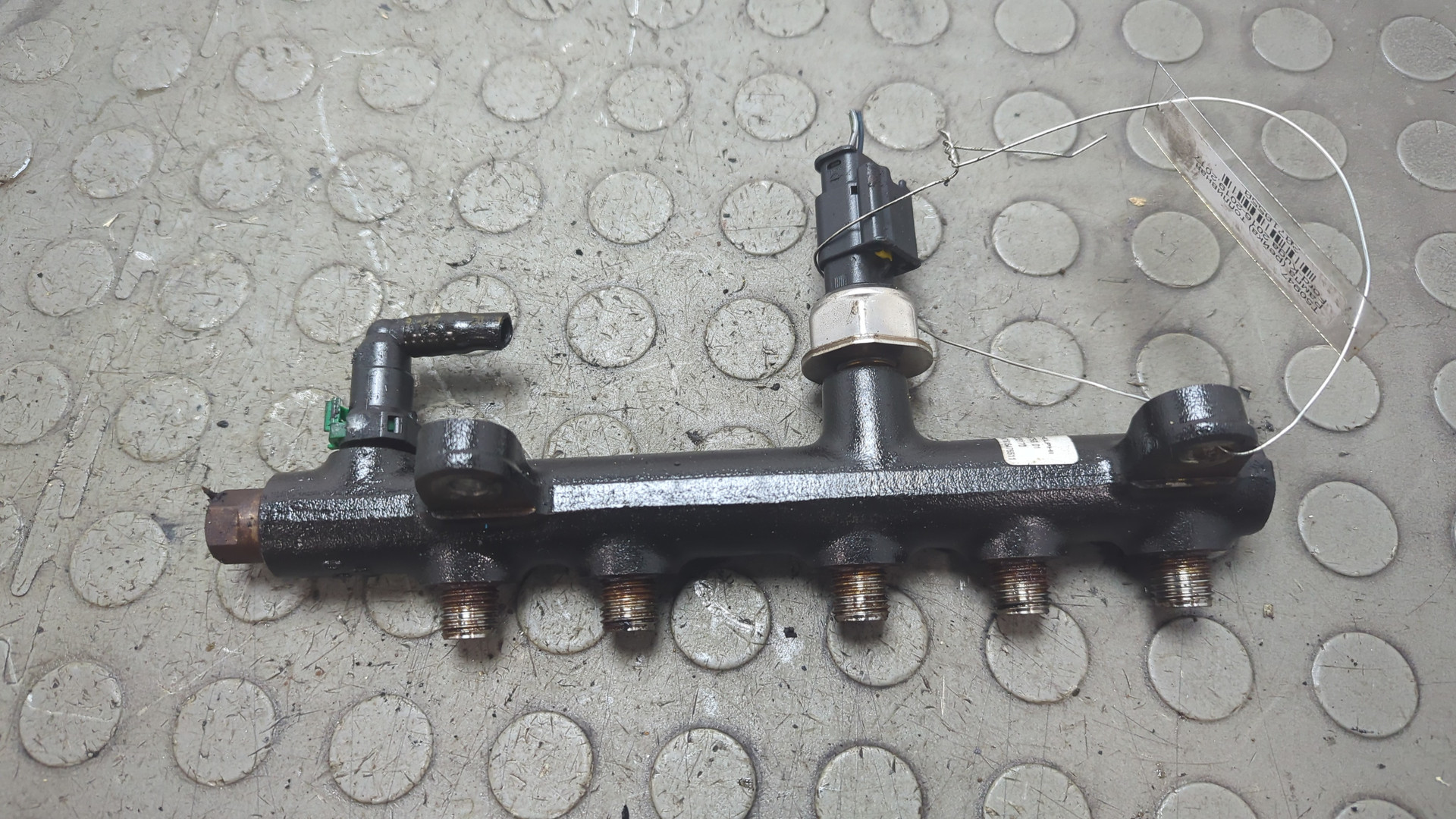 Рейка топливная (рампа)