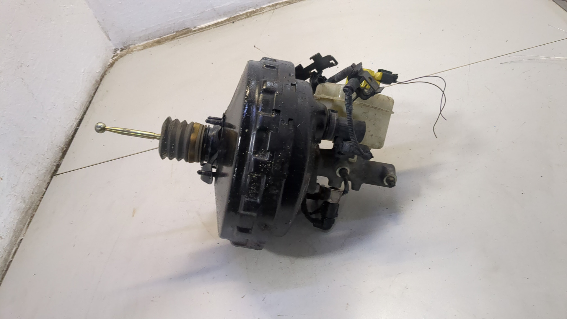 Цилиндр тормозной главный