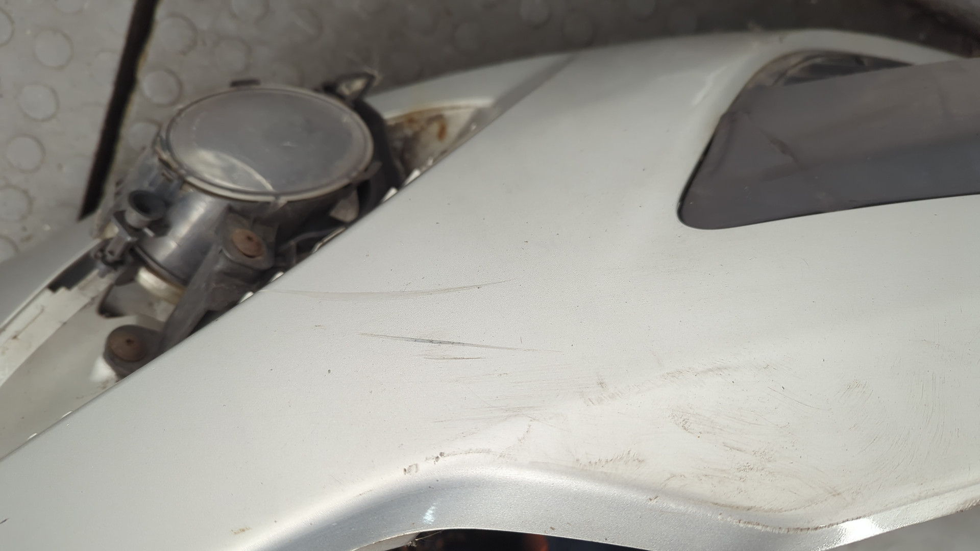 Бампер передний