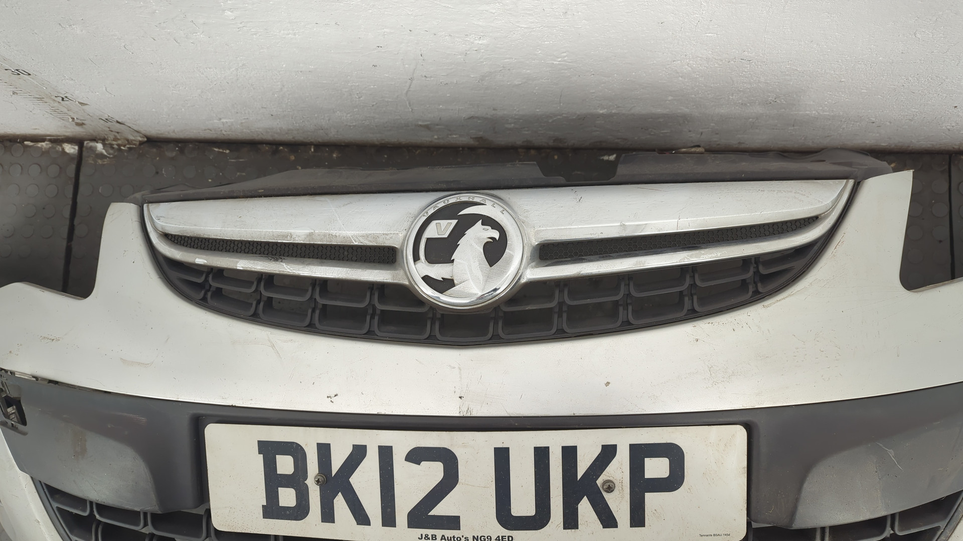 Бампер передний