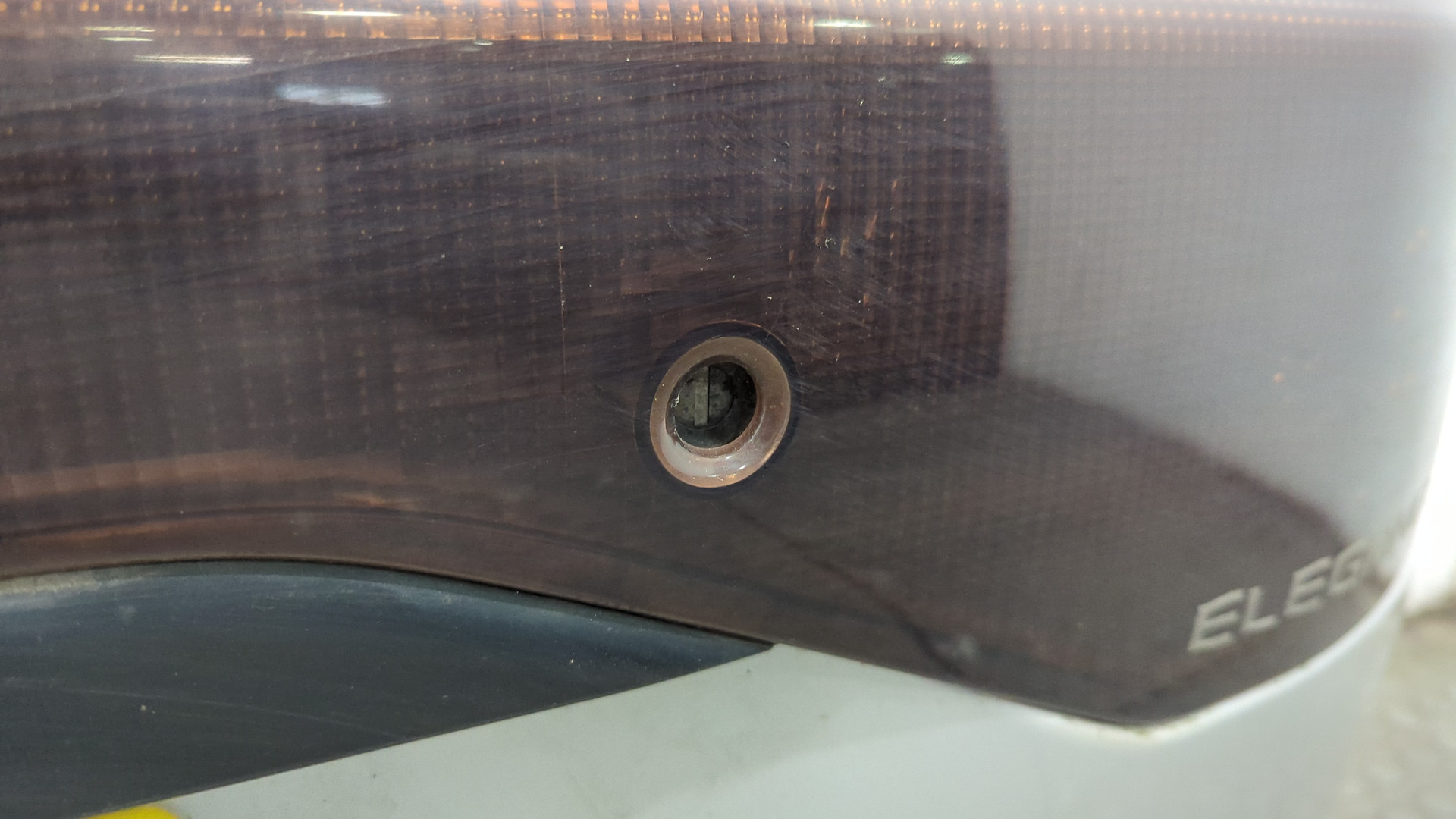 Дверь багажника