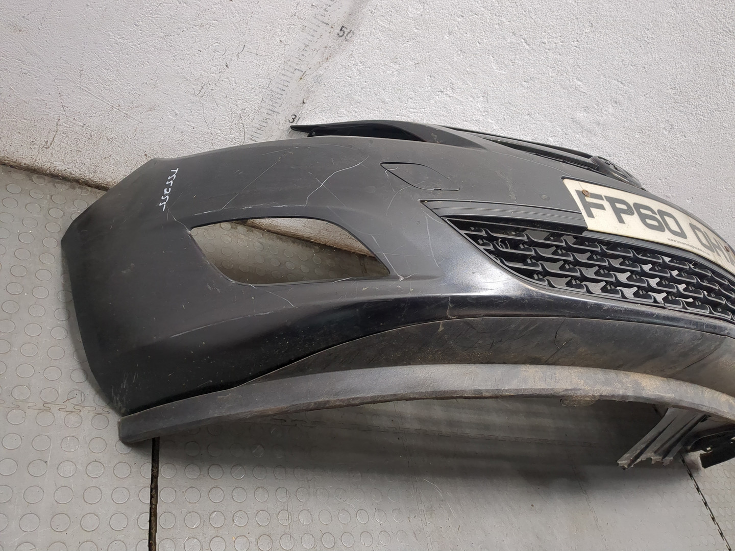 Бампер передний