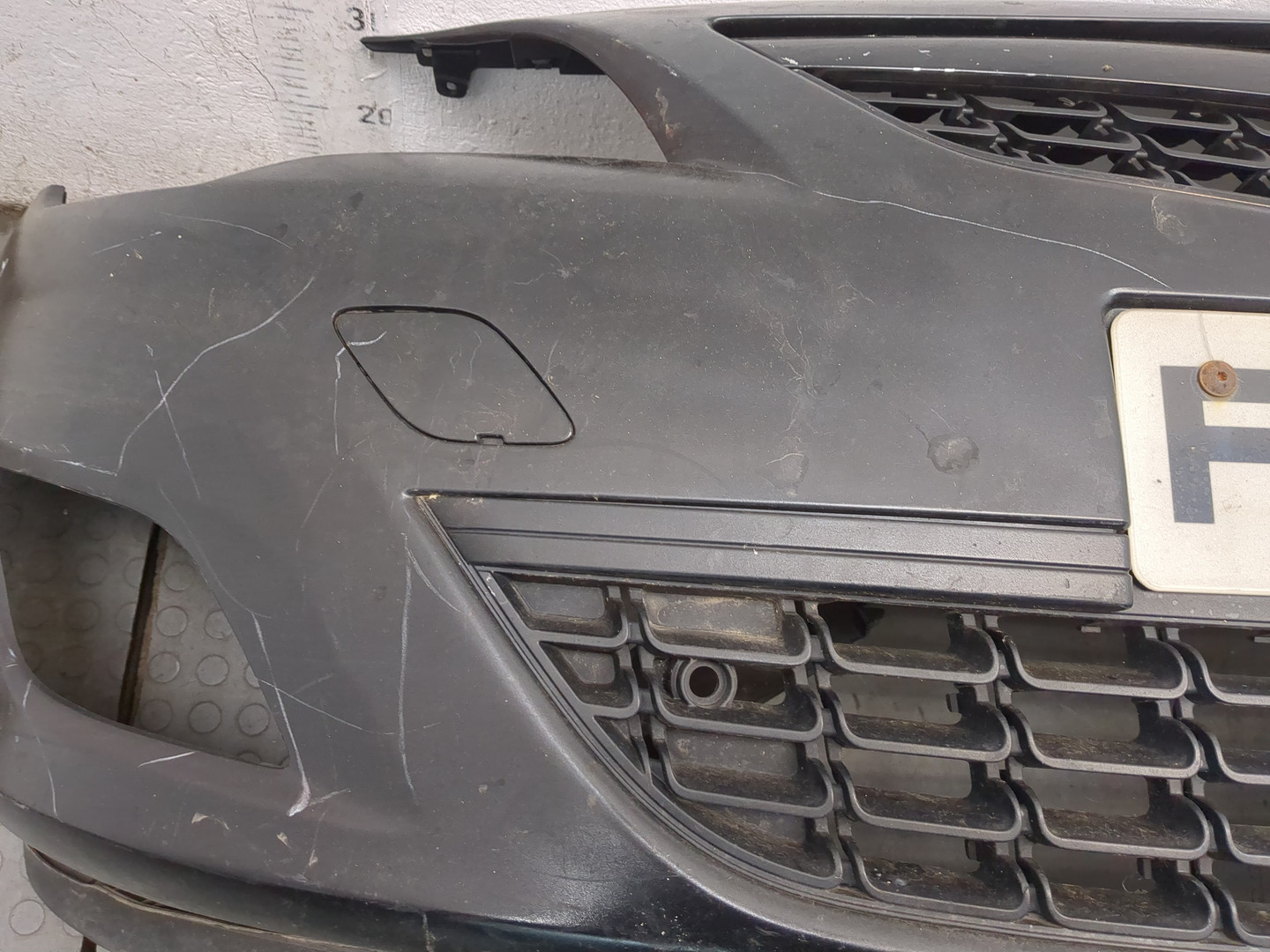 Бампер передний