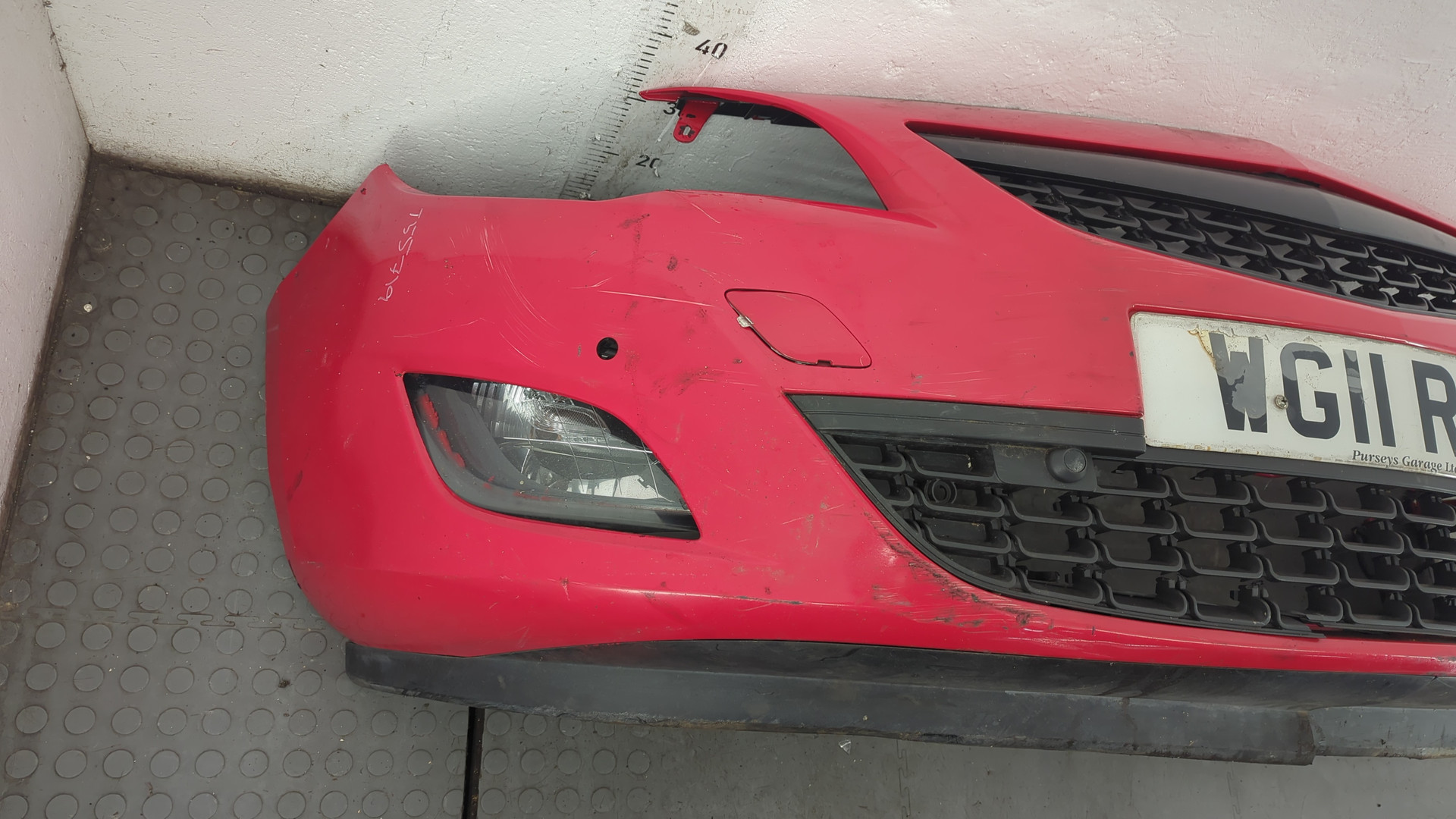 Бампер передний