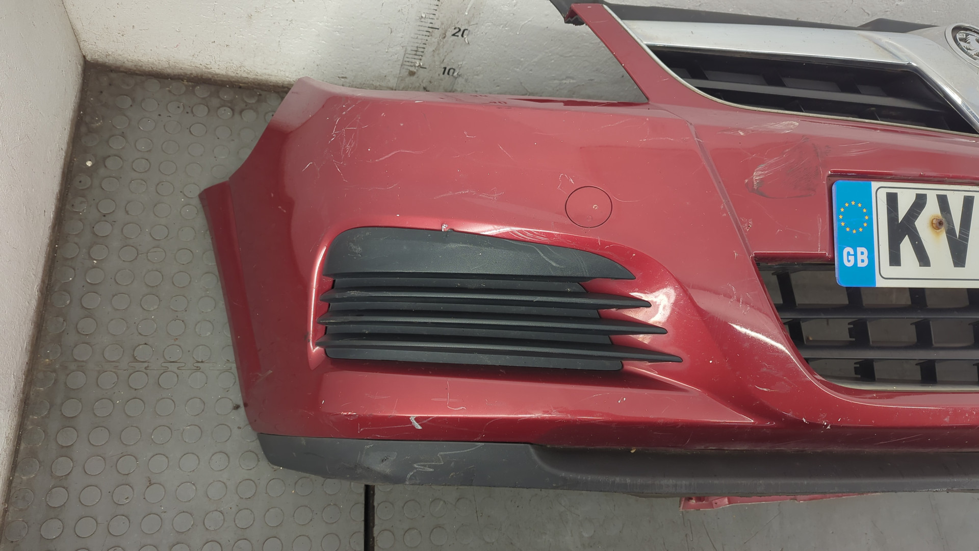 Бампер передний