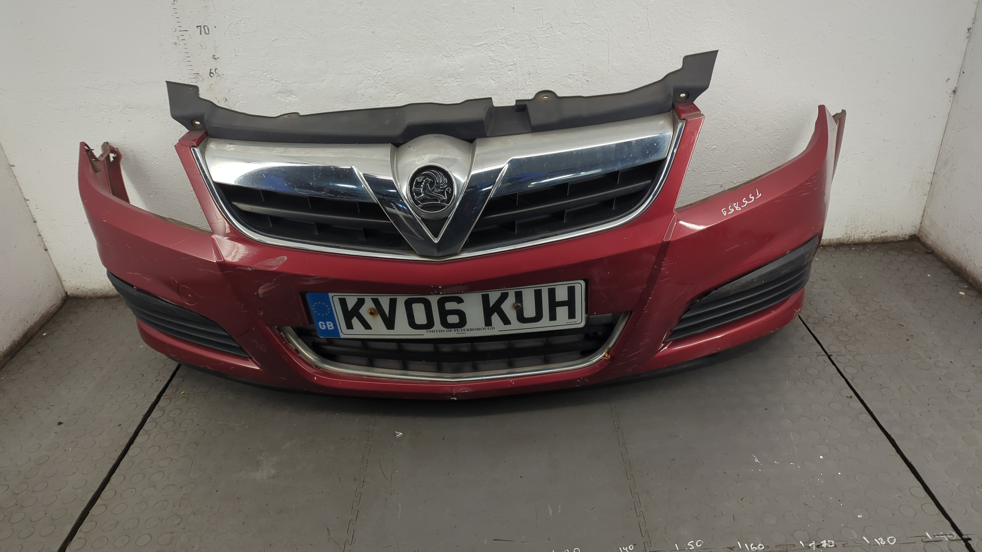 Бампер передний