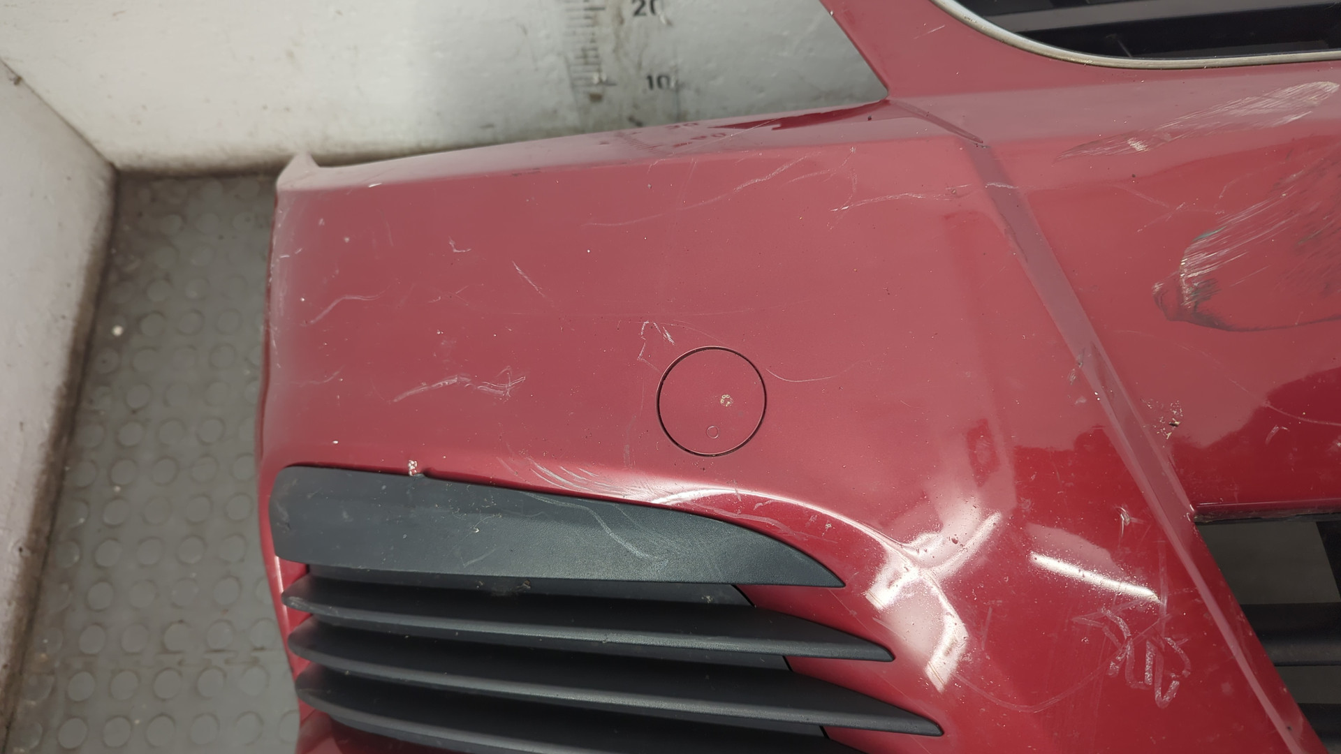 Бампер передний