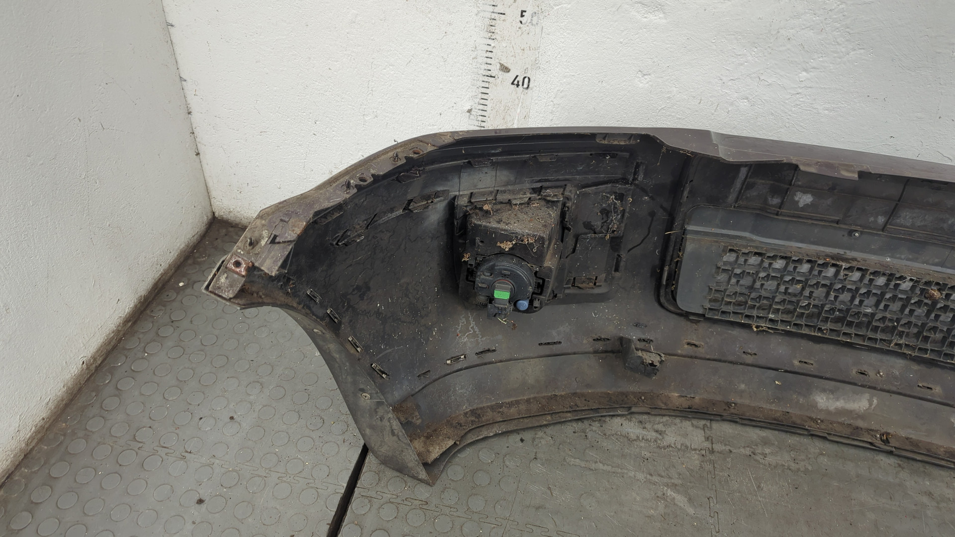 Бампер передний