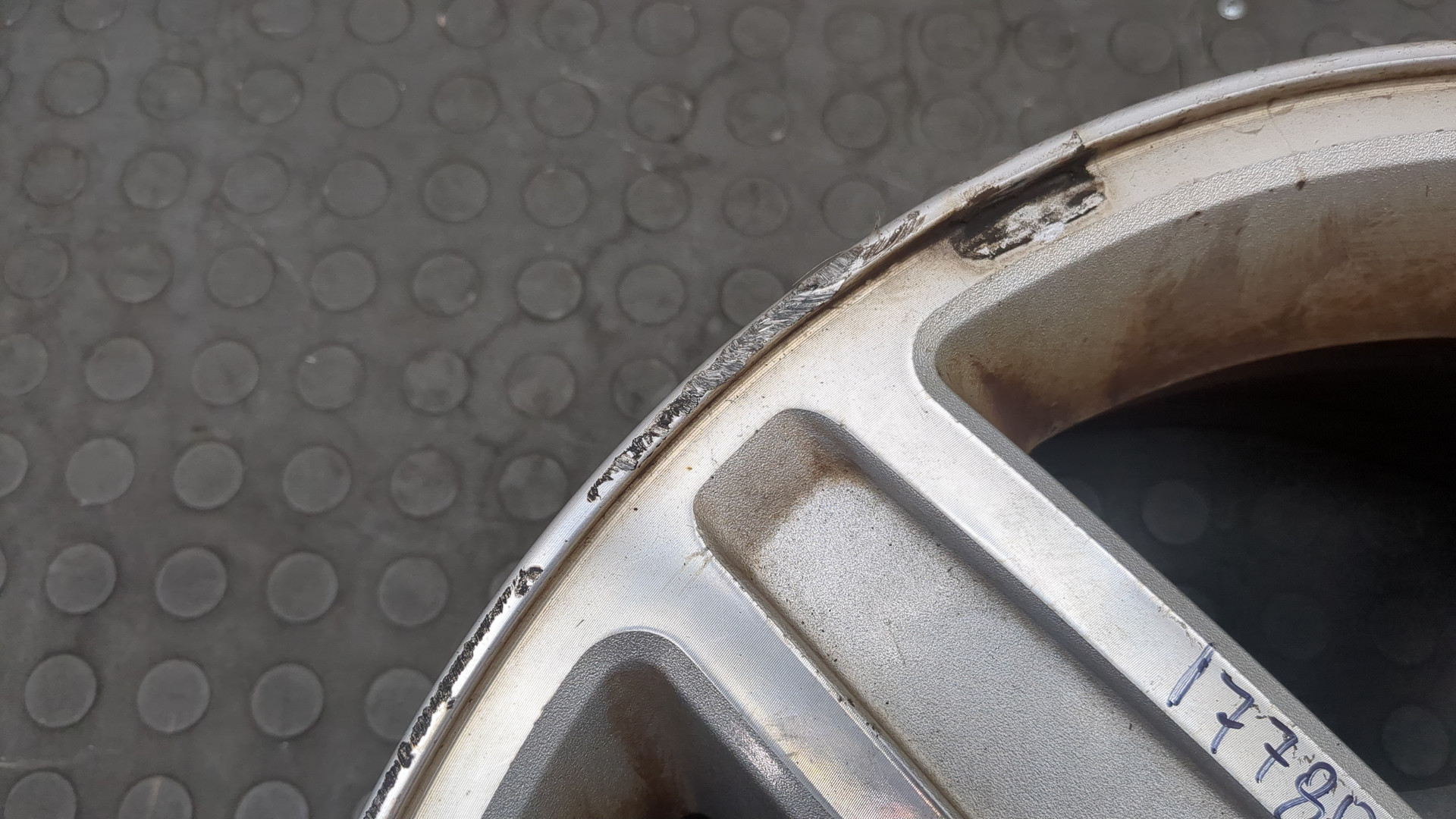 Диски колесные литые легкий сплав 4 шт