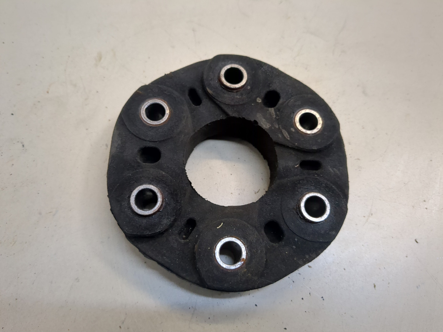 Муфта эластичная карданного вала