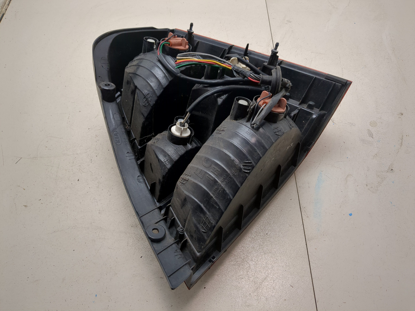 Фонарь задний левый