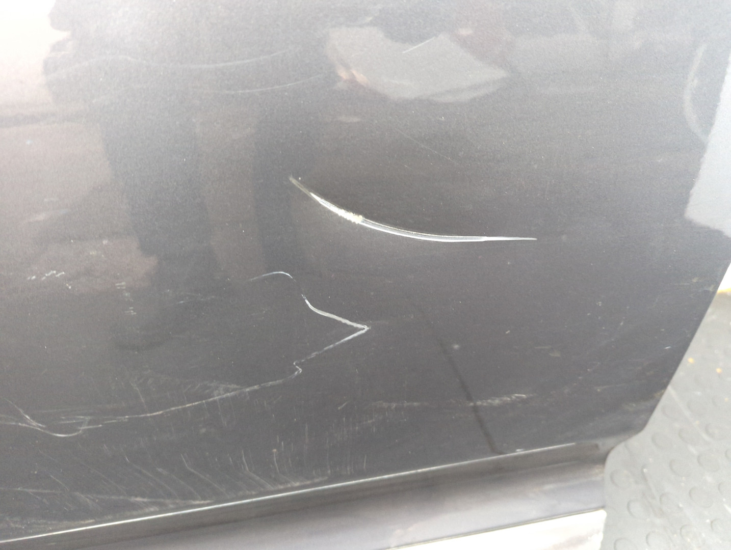 Дверь передняя левая