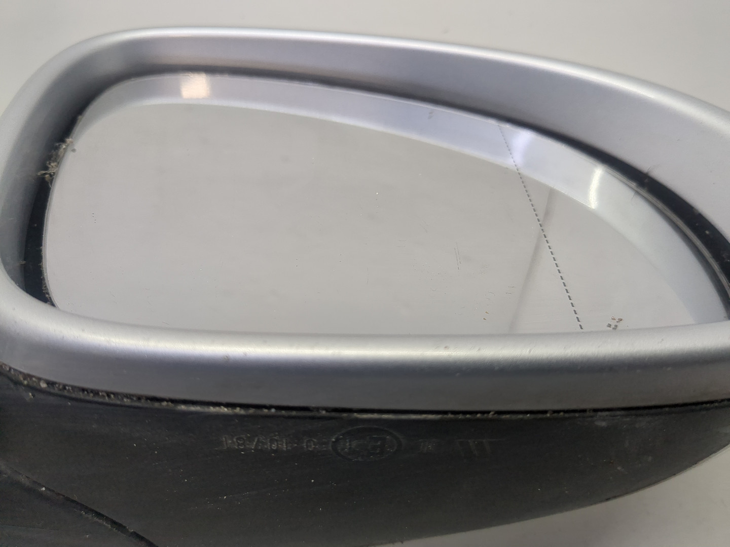 Зеркало правое электрическое