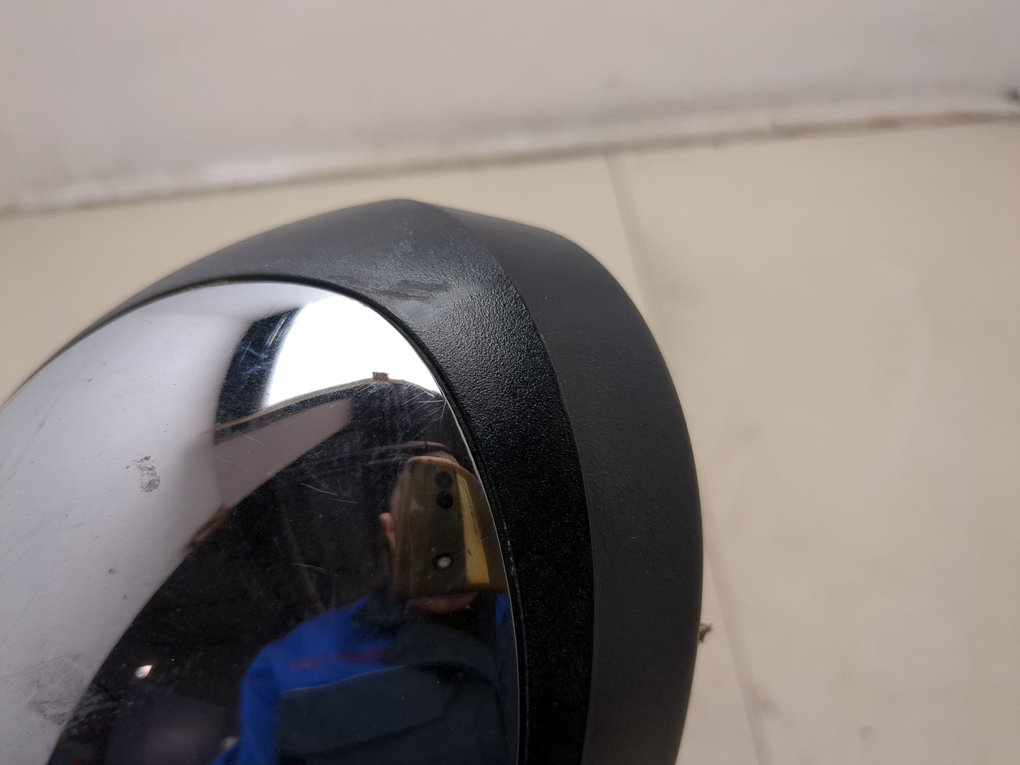 Зеркало правое электрическое