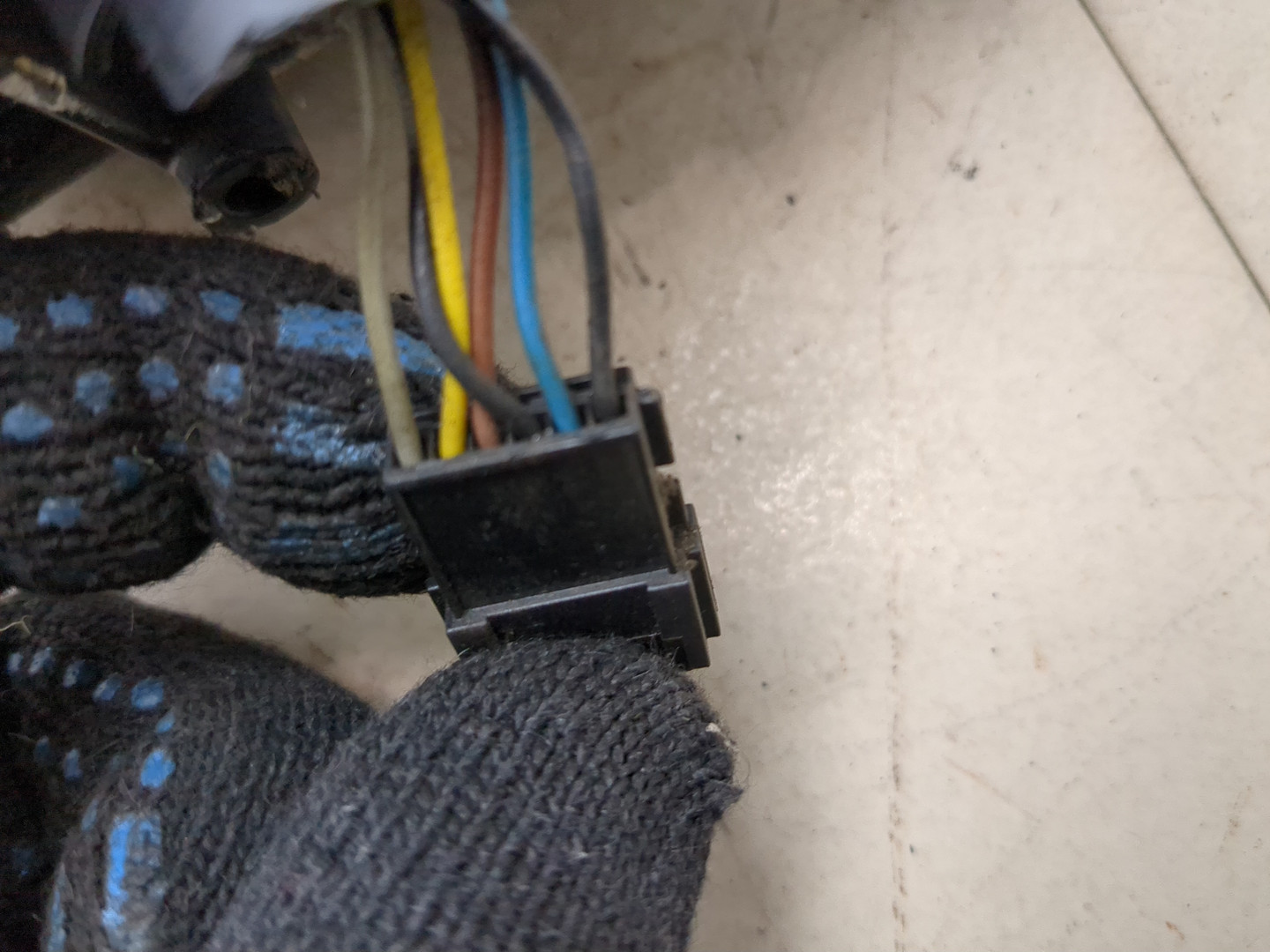 Зеркало левое электрическое